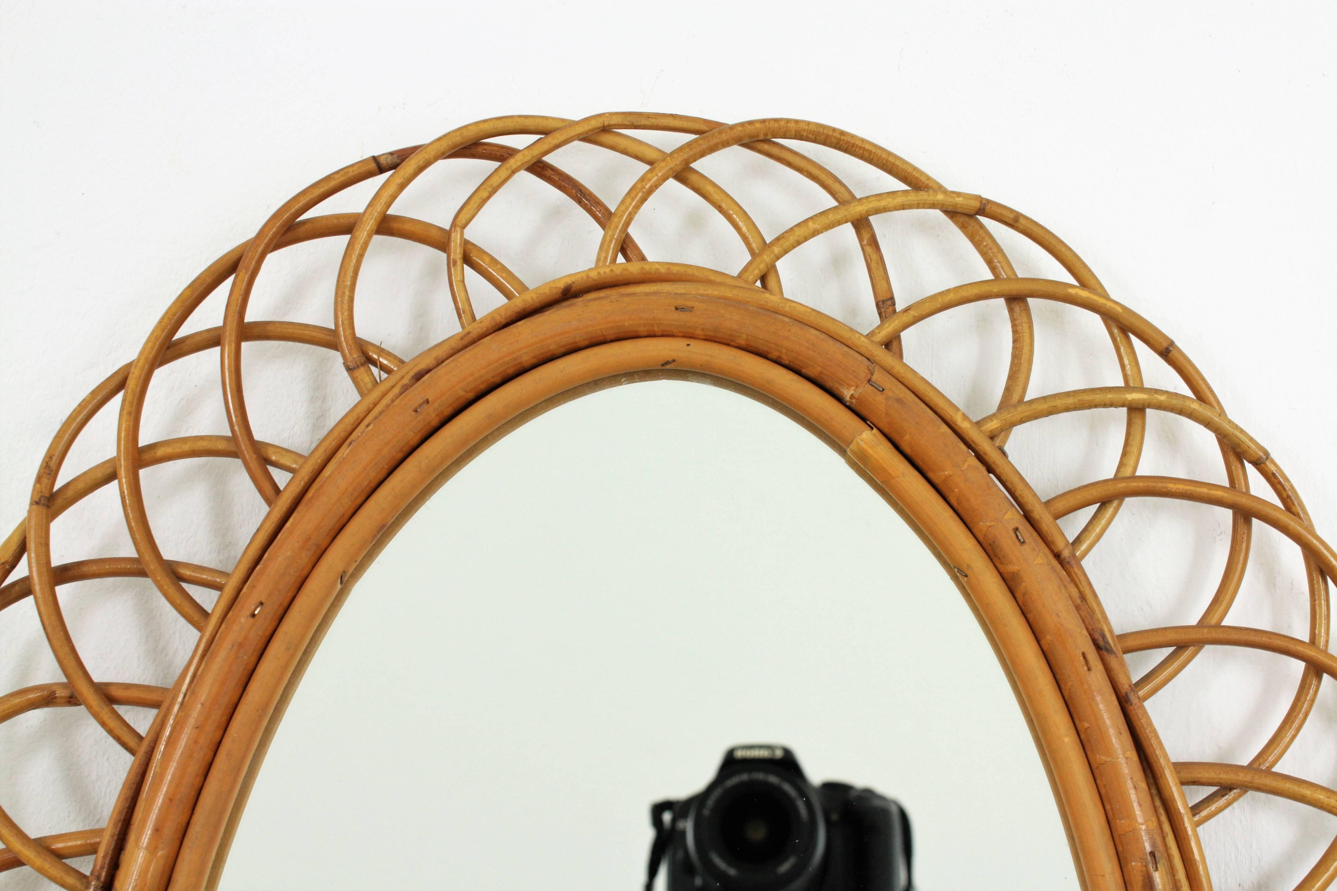 Spanish Oval Mirror in Rattan, 1960s In Excellent Condition For Sale In Barcelona, ES