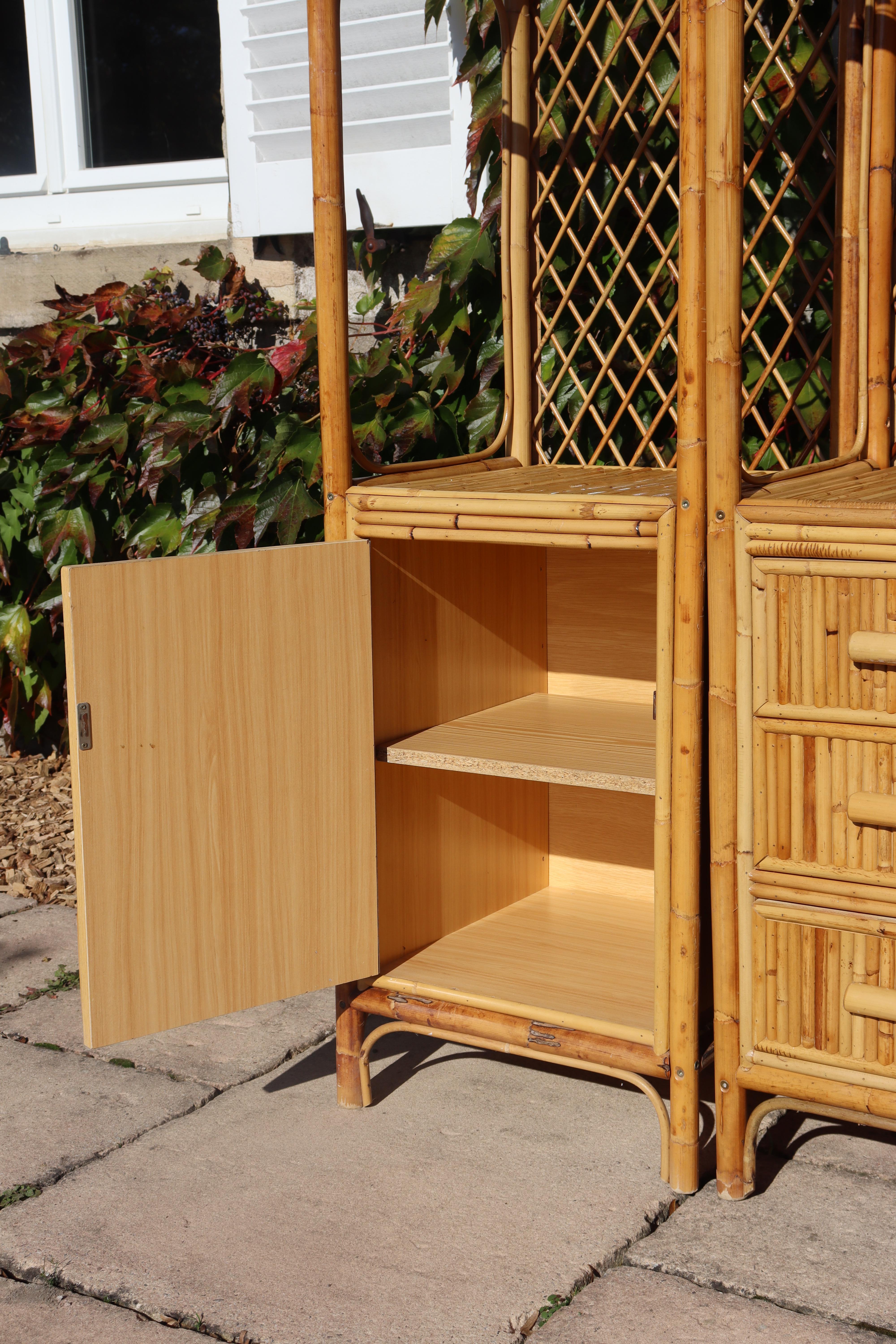 Late 20th Century Rattan And Bamboo Pagoda Shelf Italy 1970 For Sale