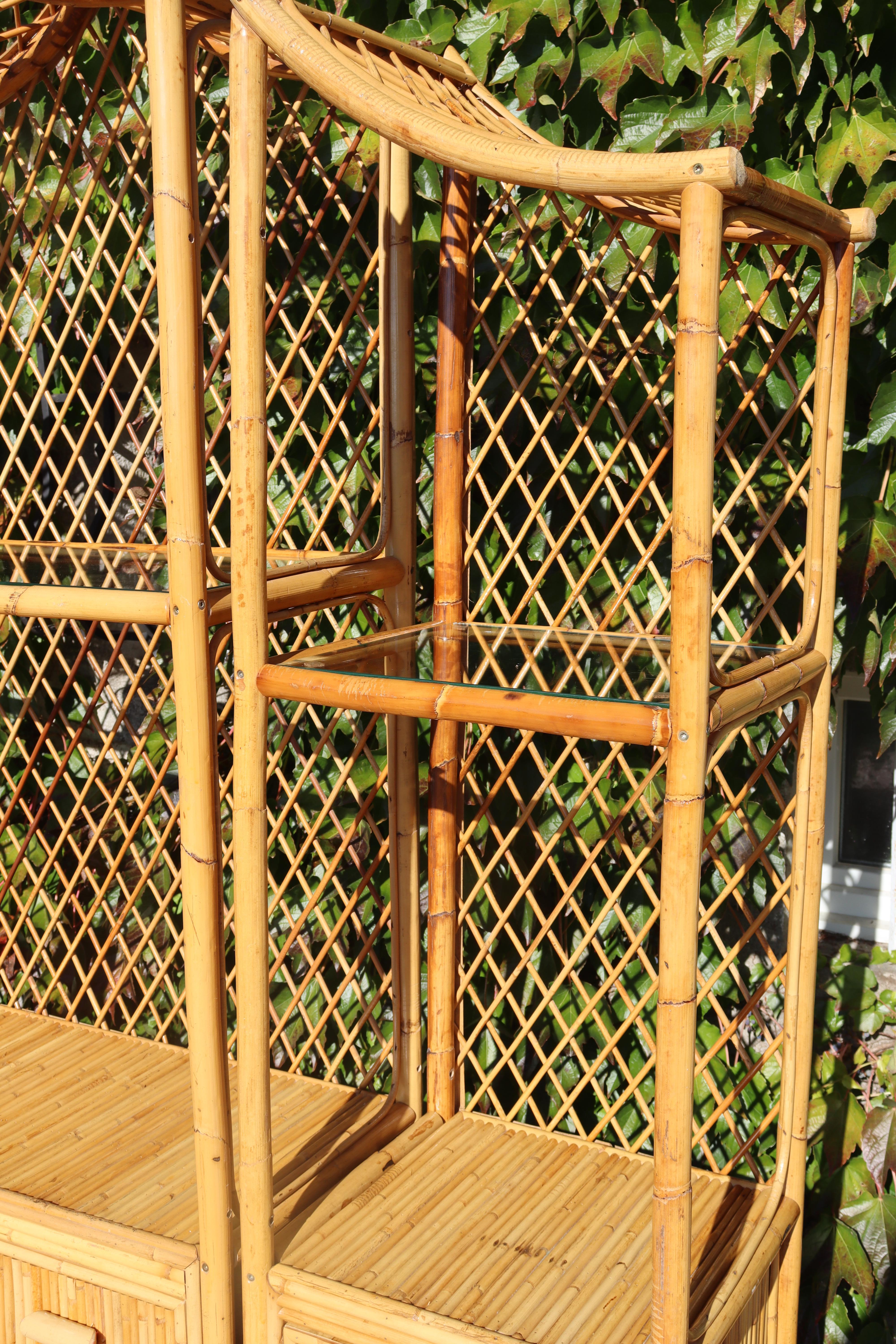 Rattan And Bamboo Pagoda Shelf Italy 1970 For Sale 2