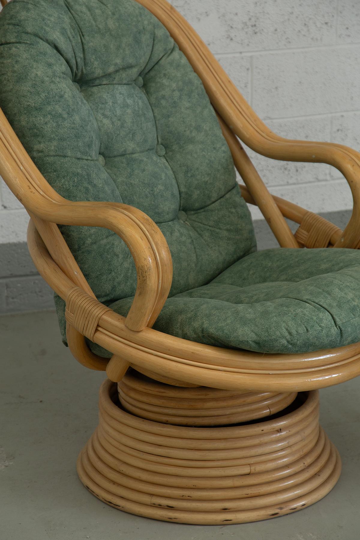 Sillones balancín de ratán y bambú atribuidos a Axel Enthoven en venta 4