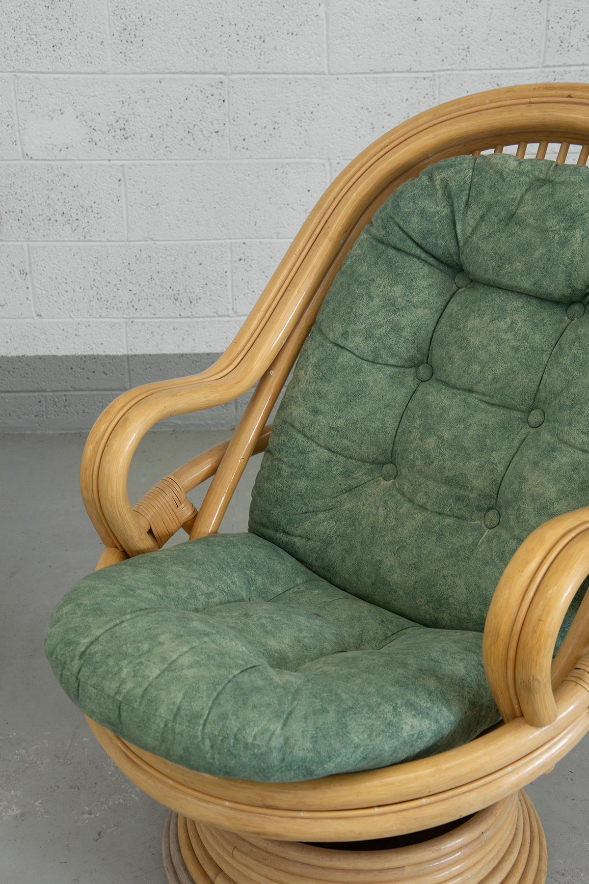 Sillones balancín de ratán y bambú atribuidos a Axel Enthoven Late 20th Century en venta