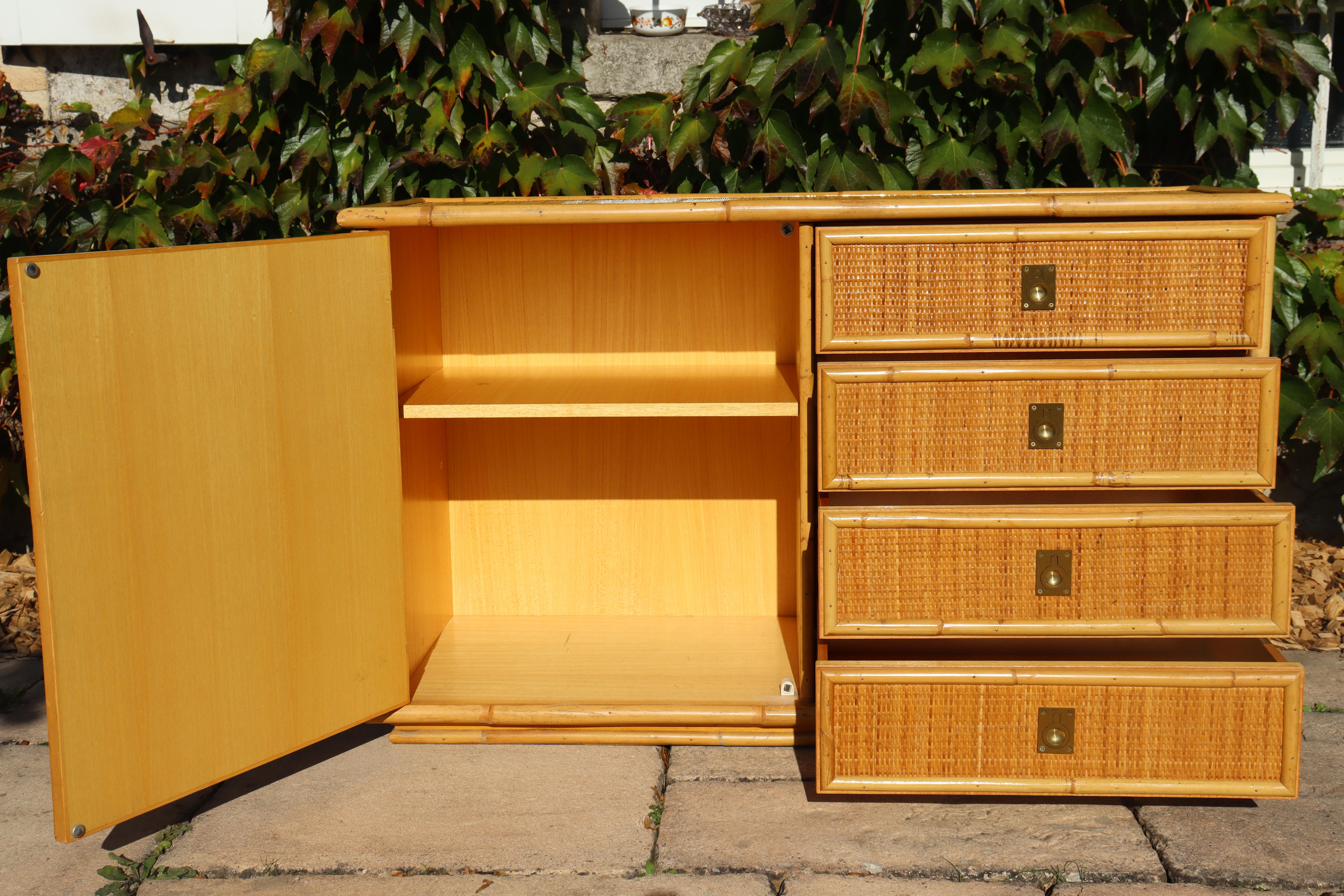 Rattan And Bamboo Sideboard Signed By Dal Vera Italy 1960 im Angebot 4