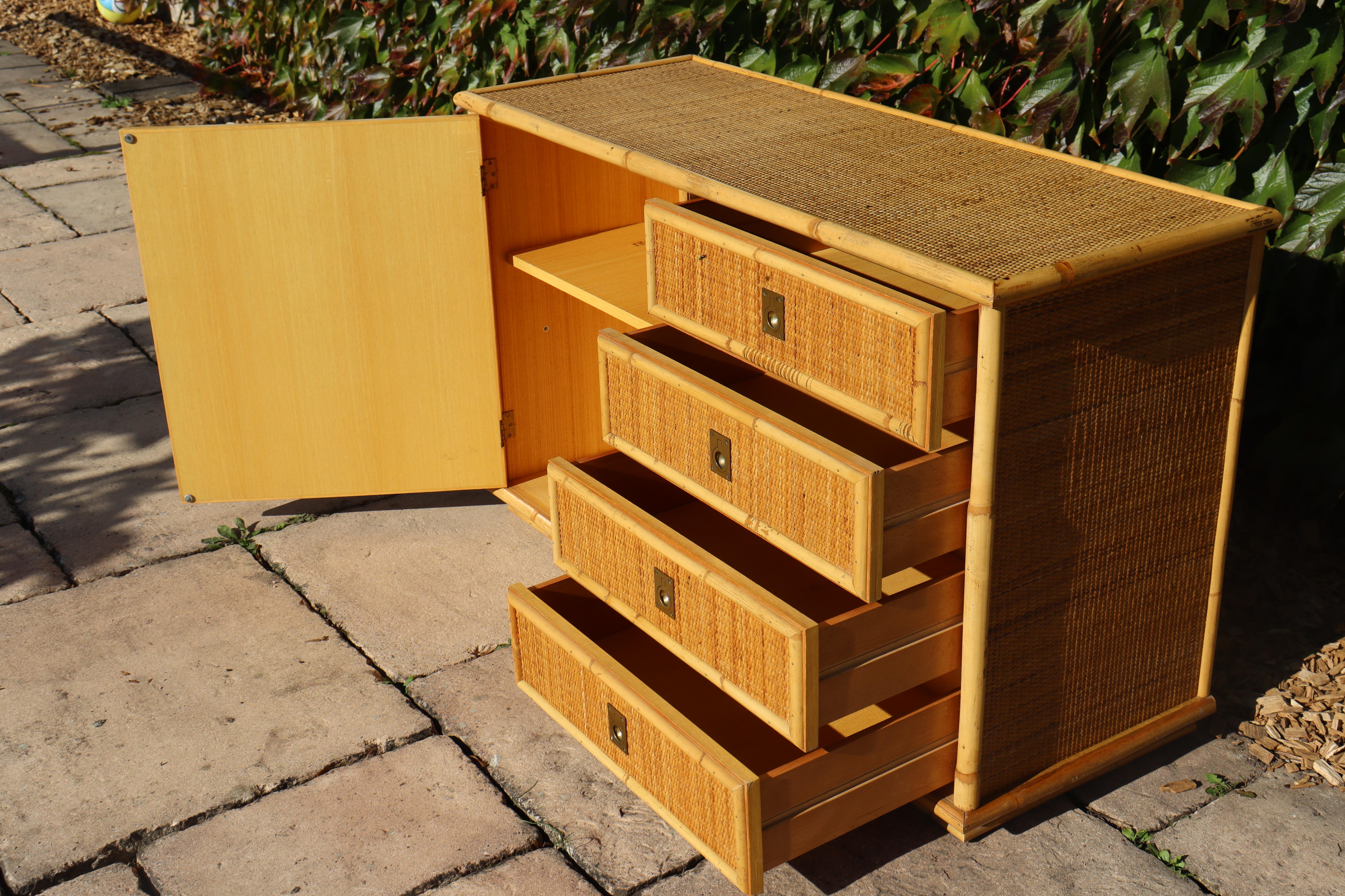 Rattan And Bamboo Sideboard Signed By Dal Vera Italy 1960 (20. Jahrhundert) im Angebot