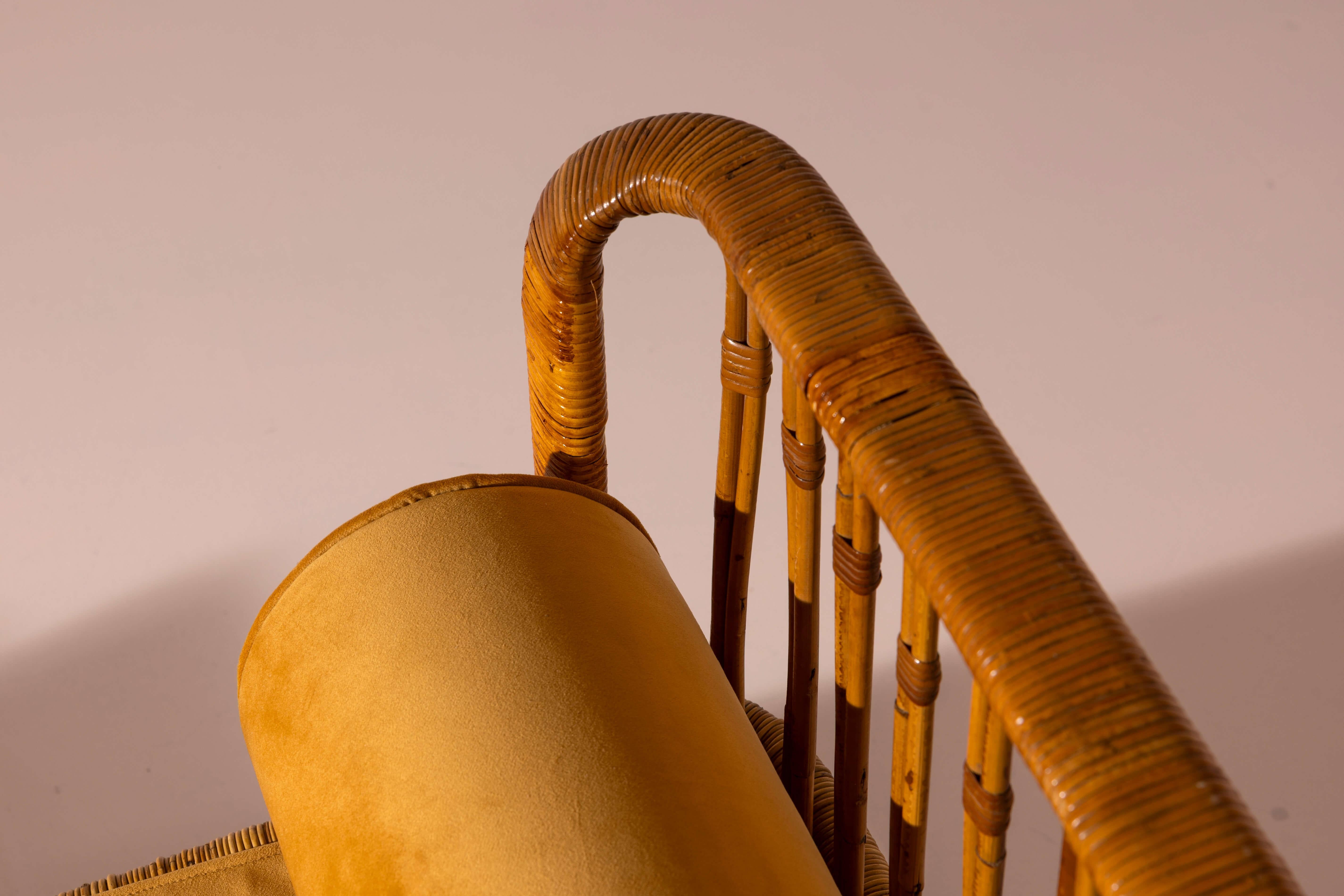 Metà XX secolo Lettino in rattan e bambù curvato, manifattura italiana, anni '60 in vendita