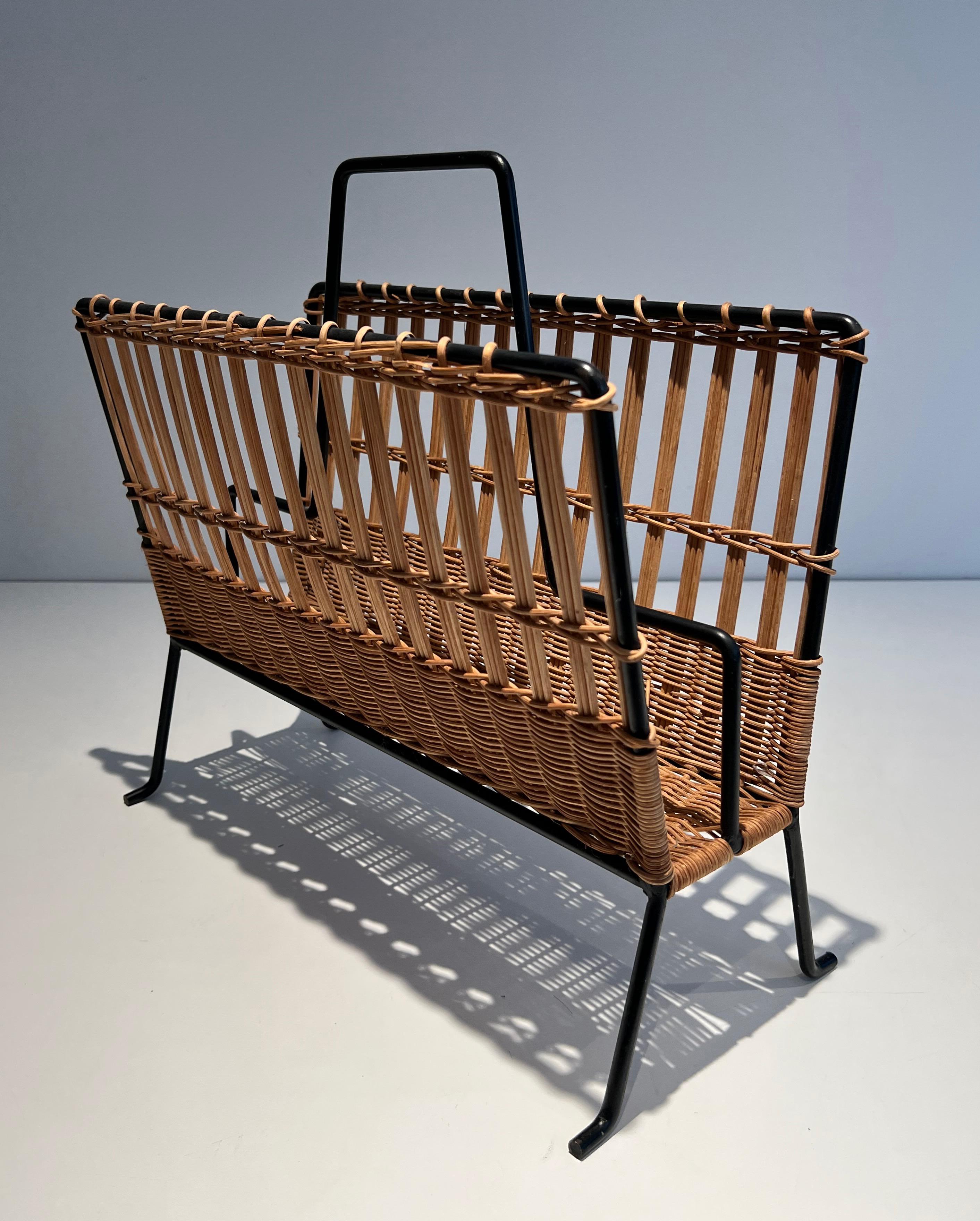 Francese Portariviste in rattan e laccato nero in vendita