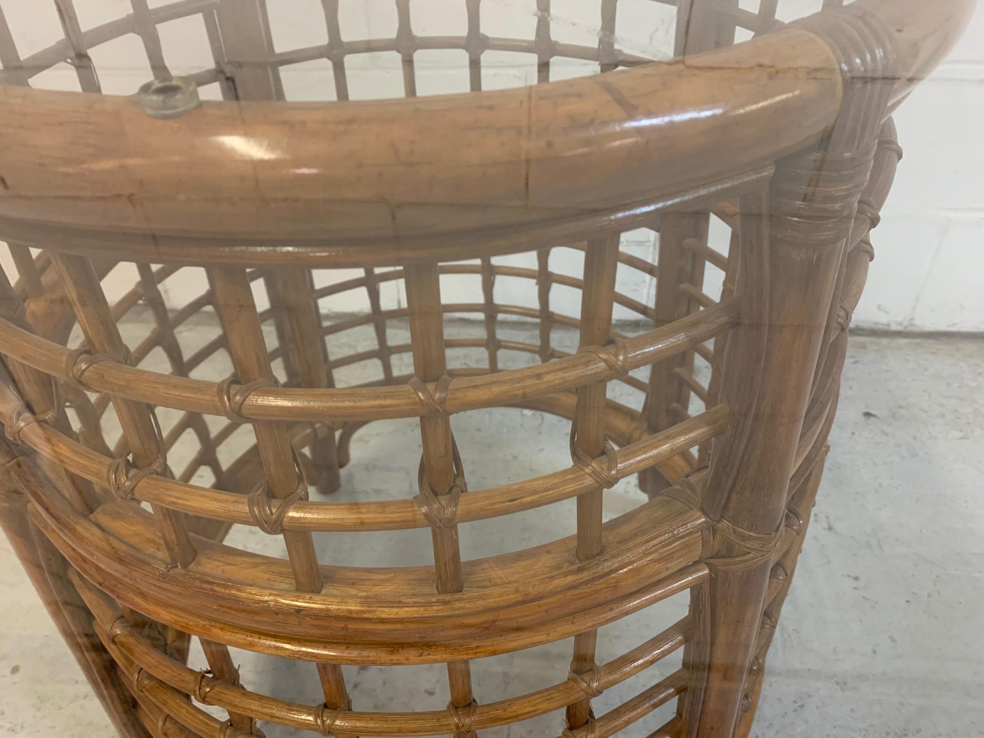Rattan Fretwork Dining Table In Good Condition In Jacksonville, FL