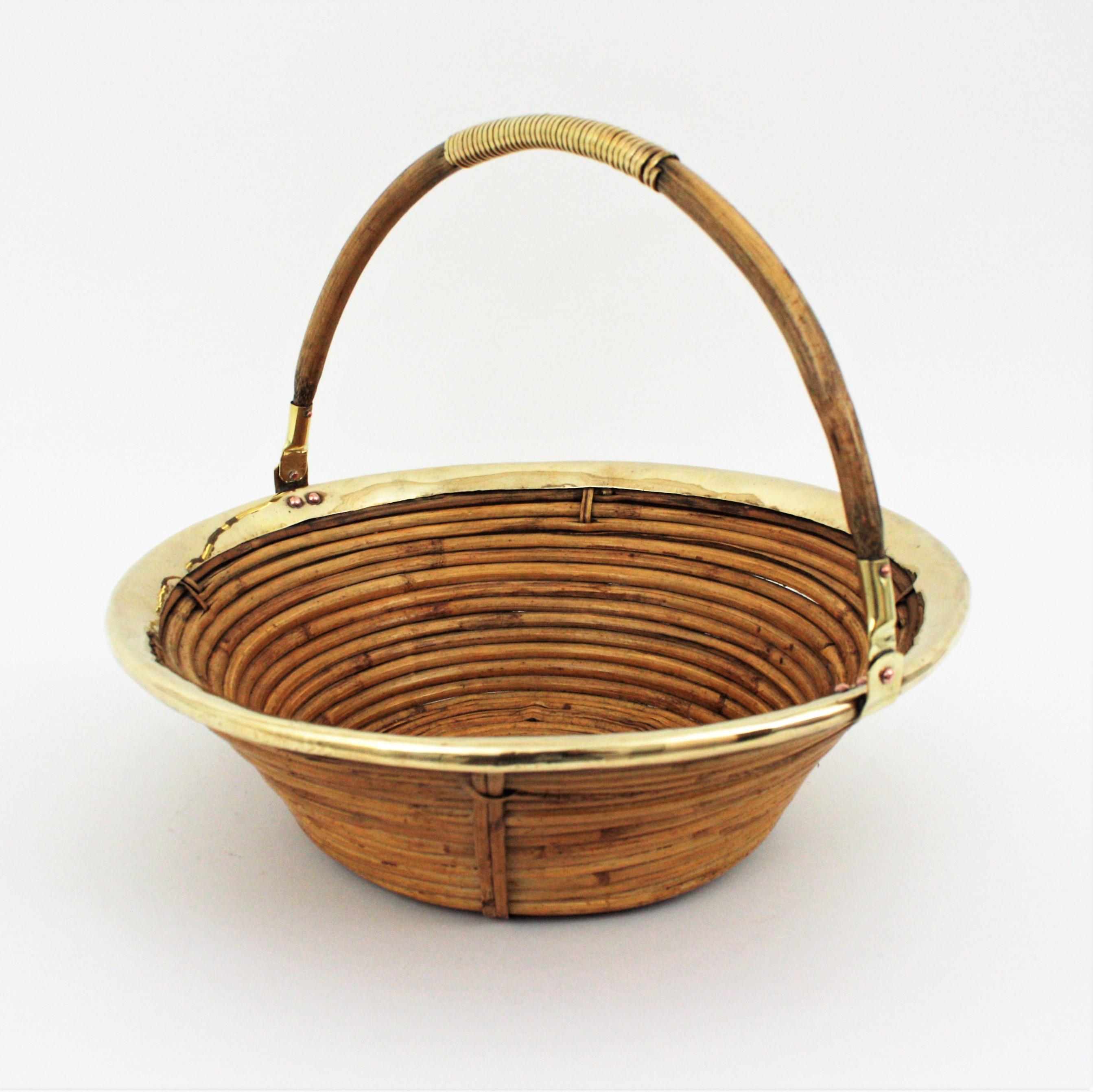 Mid-Century Modern Rattan and Brass Italian Large Centerpiece Basket Bowl, 1970s For Sale