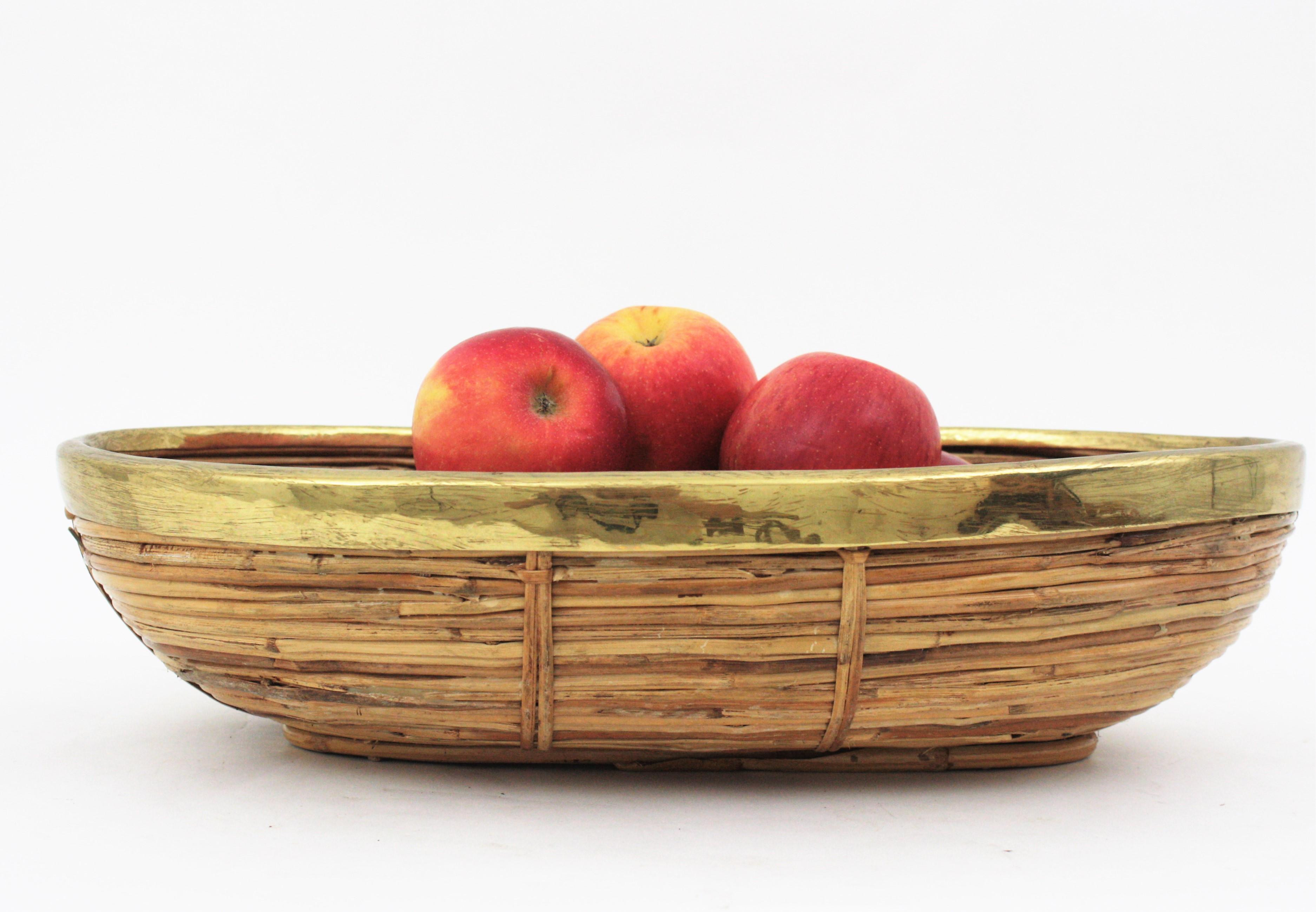 Rattan and Brass Italian Large Oval Basket Centerpiece Bowl, 1970s For Sale 13