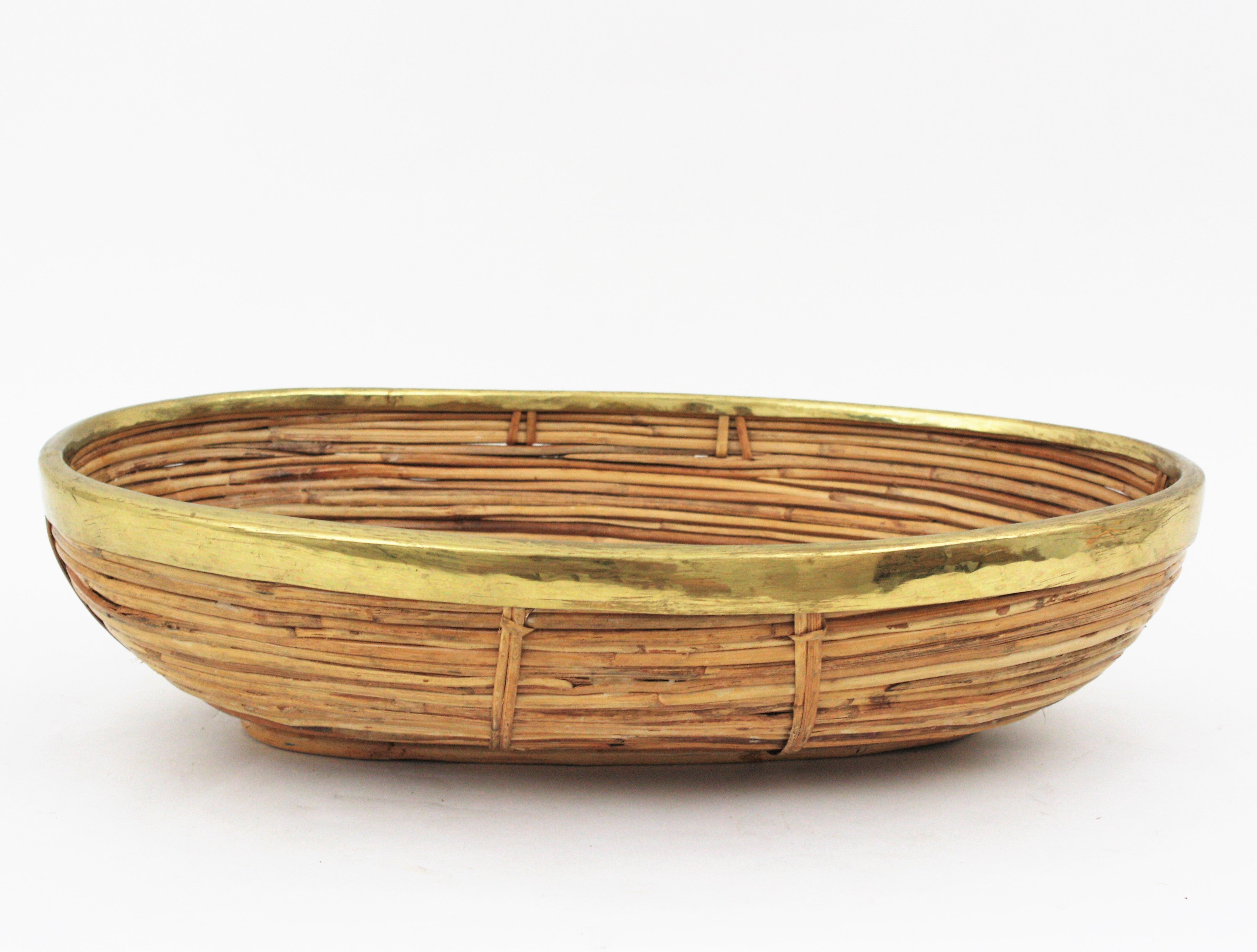 Rattan and Brass Italian Large Oval Basket Centerpiece Bowl, 1970s For Sale 3