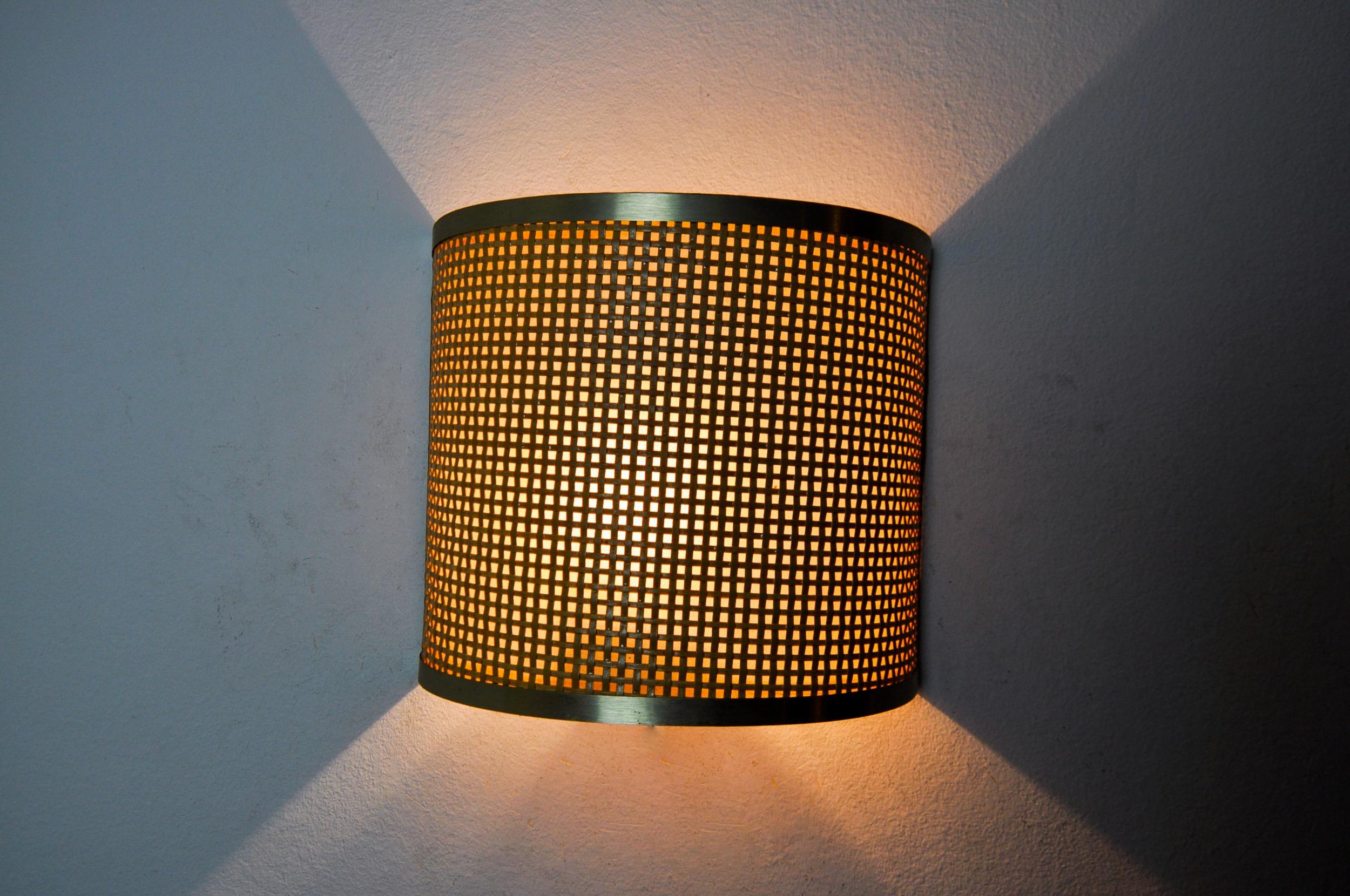 Italian Rattan and brass wall lamp, italy, 1960 For Sale