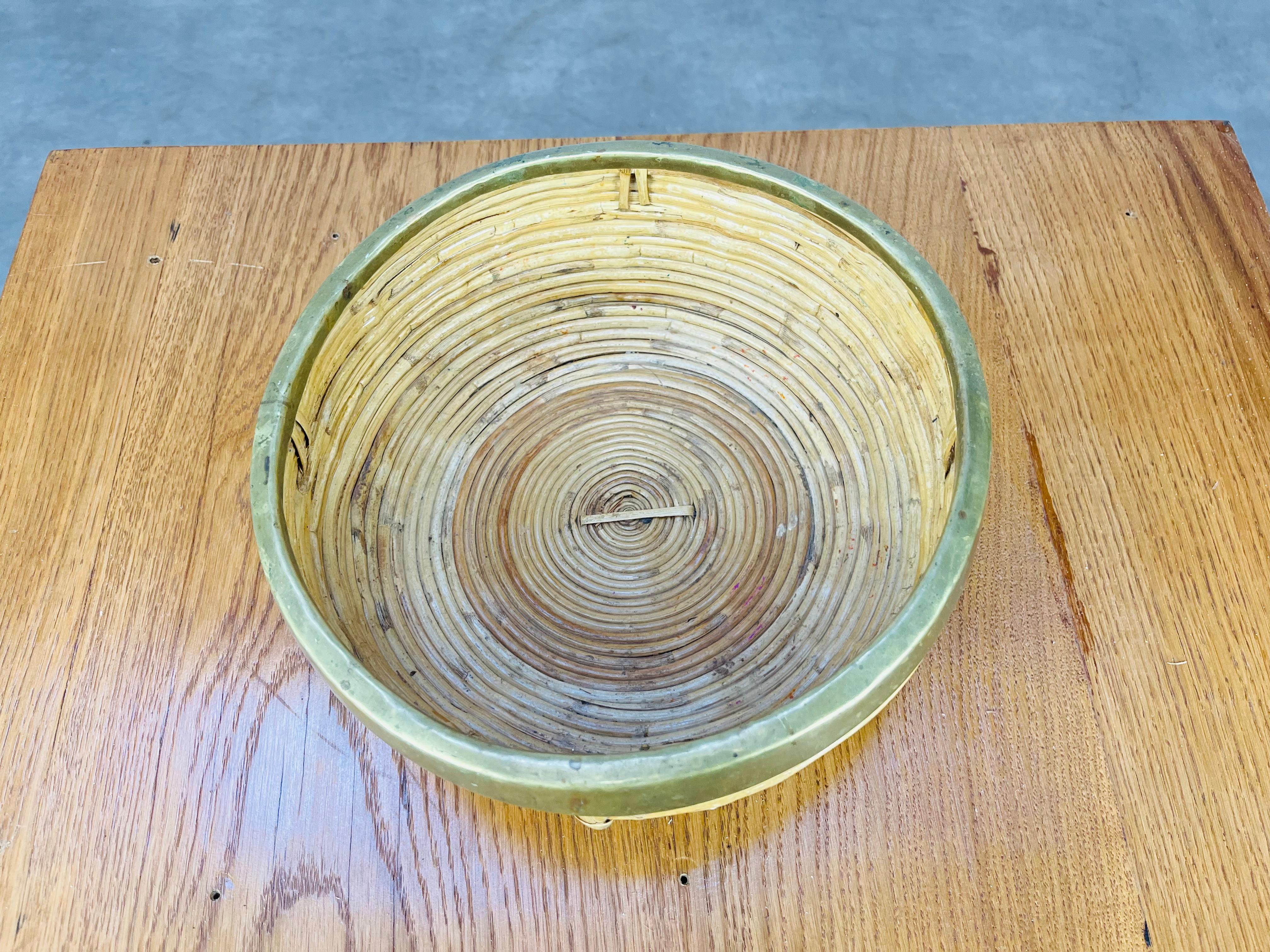Metà XX secolo Rattan and golden brass basket, Italy, 1960's in vendita