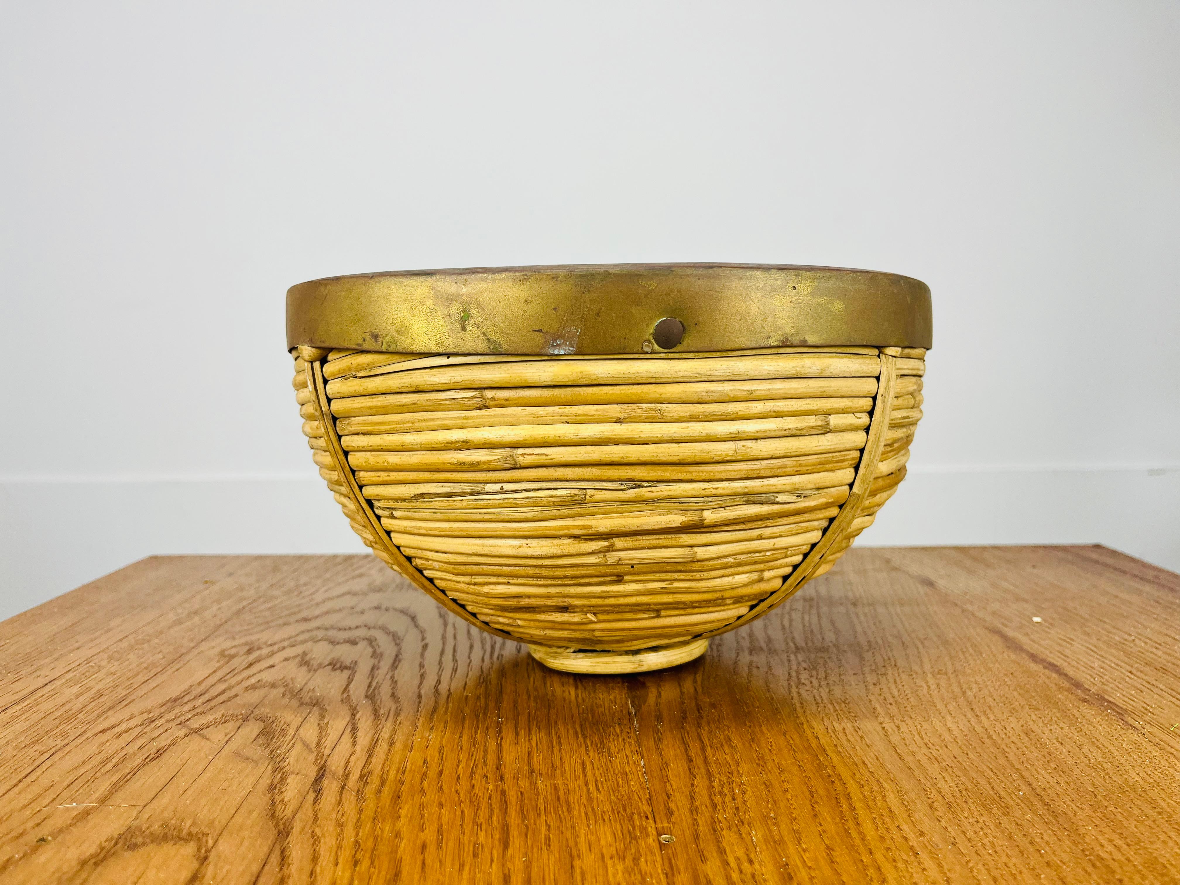 Metà XX secolo Rattan and golden brass basket, Italy, 1960's in vendita