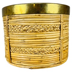 Panier en rotin et laiton doré, Italie, années 1960