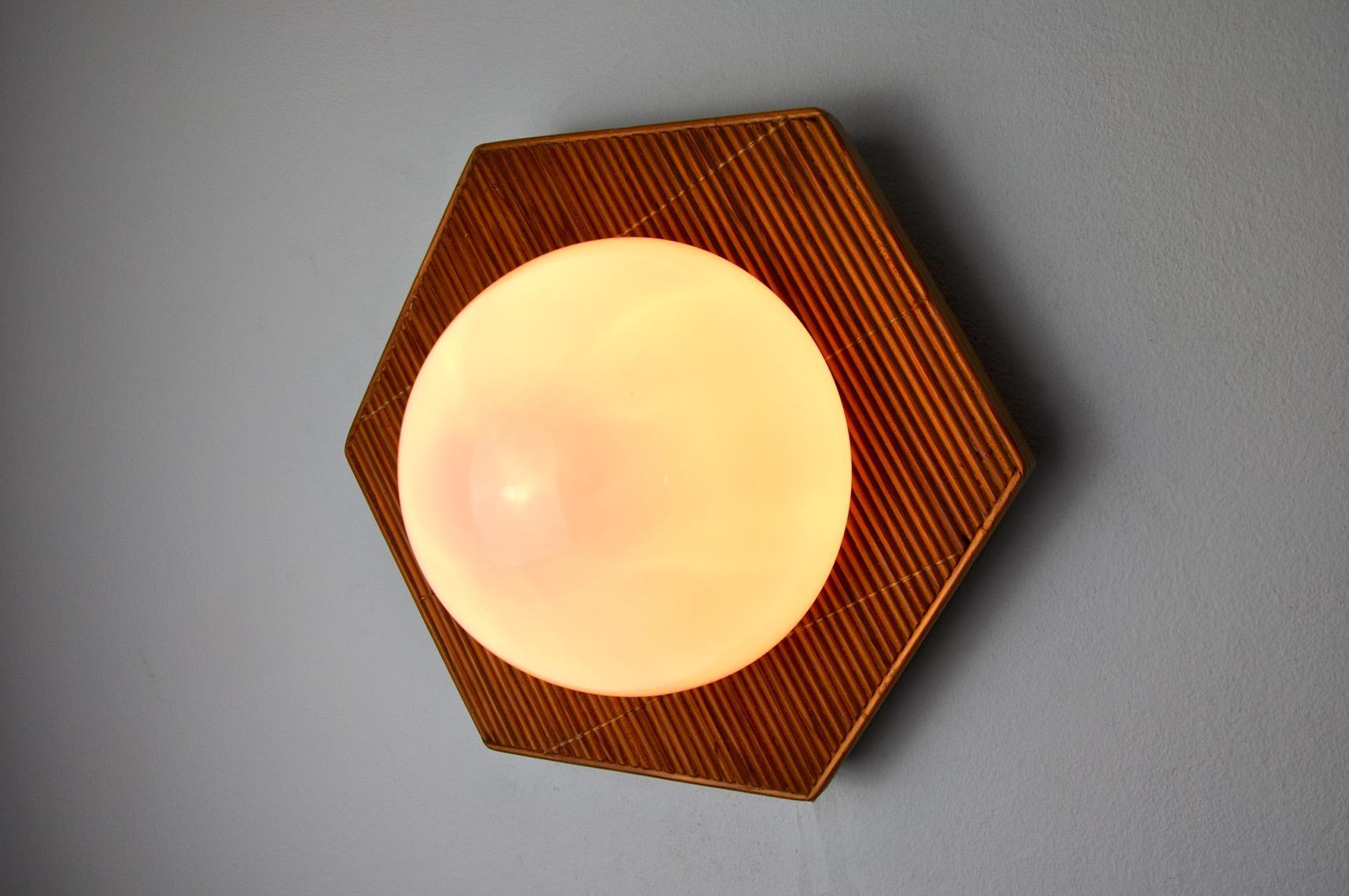Rattan and Opaline Wall Lamp, France, 1970 In Good Condition For Sale In BARCELONA, ES