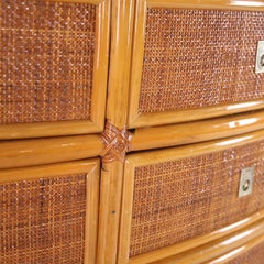 Commode en rotin et raphia