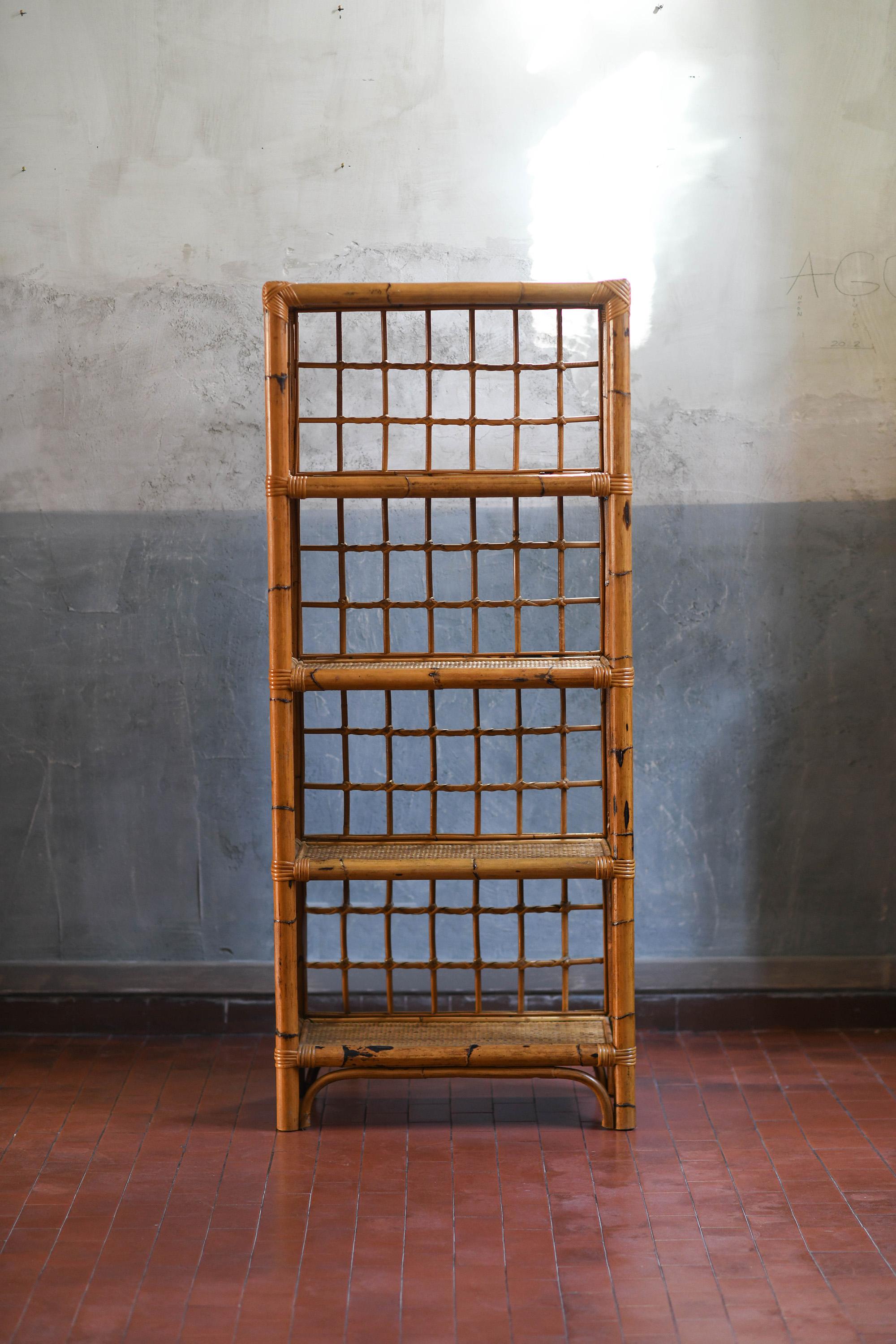 Rattan and wicker bookcase, Italy 1980 For Sale 4