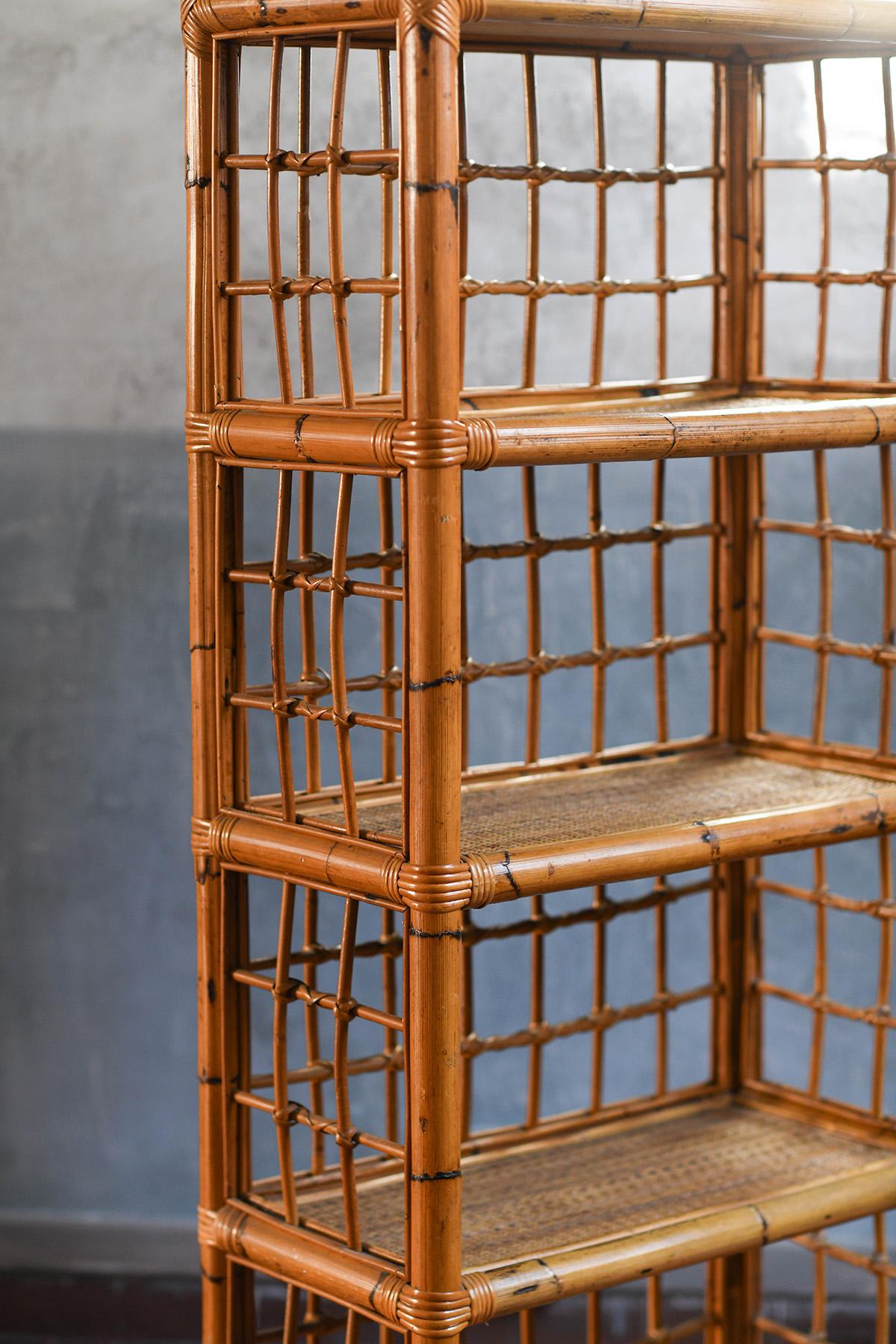 Rattan and wicker bookcase, Italy 1980 For Sale 5