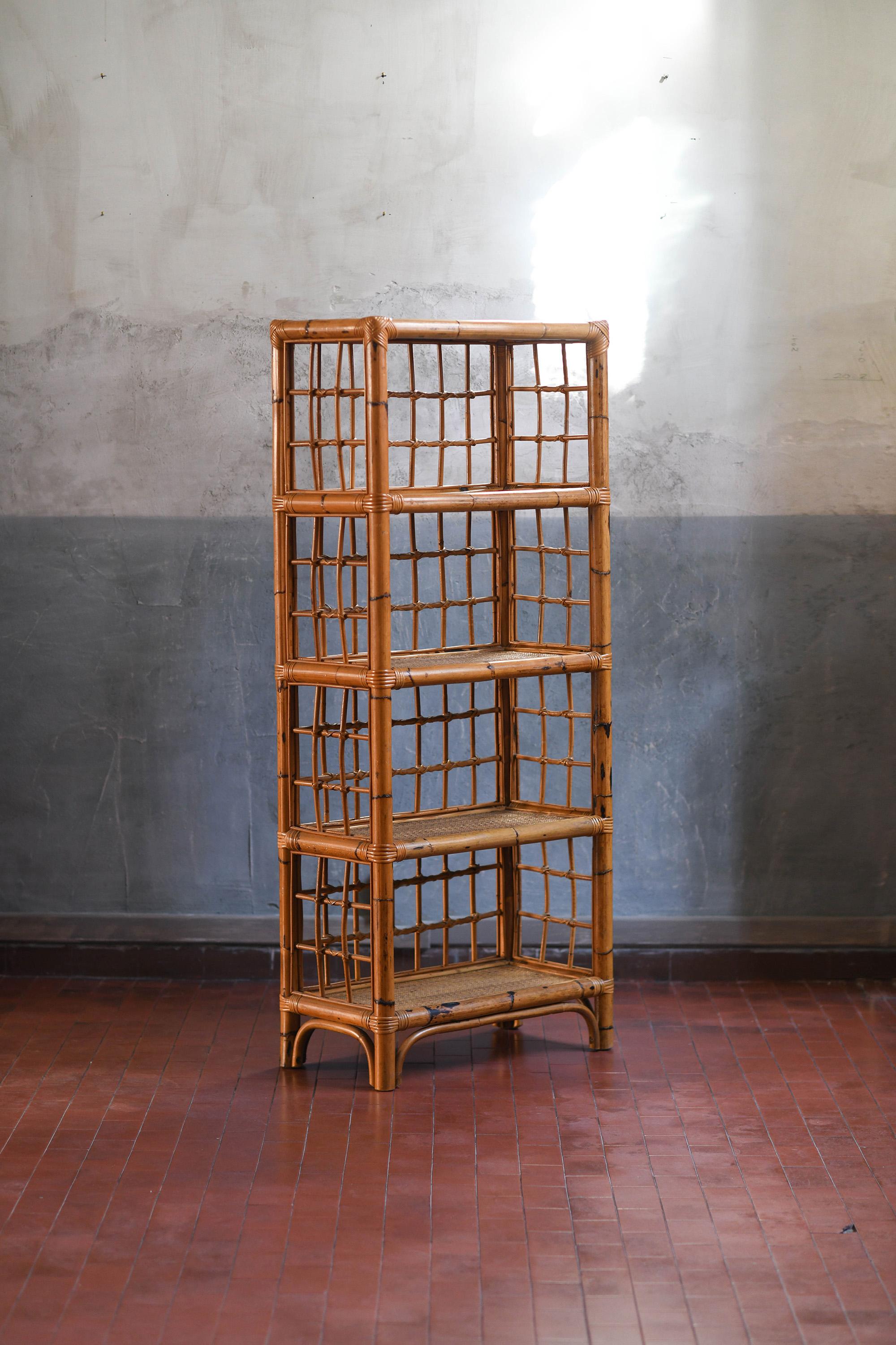 Rattan and wicker bookcase, Italy 1980 For Sale 1