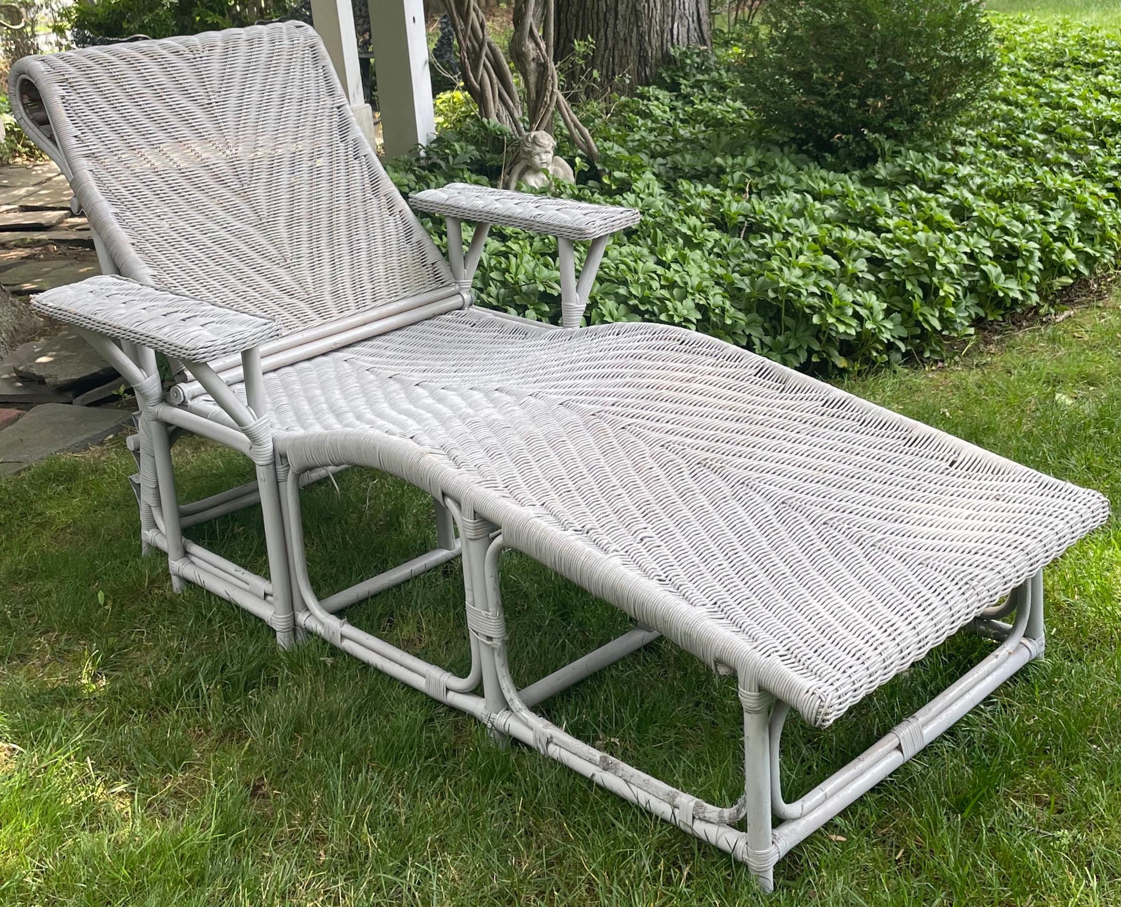 French Rattan and Wicker Chaise Lounge  For Sale