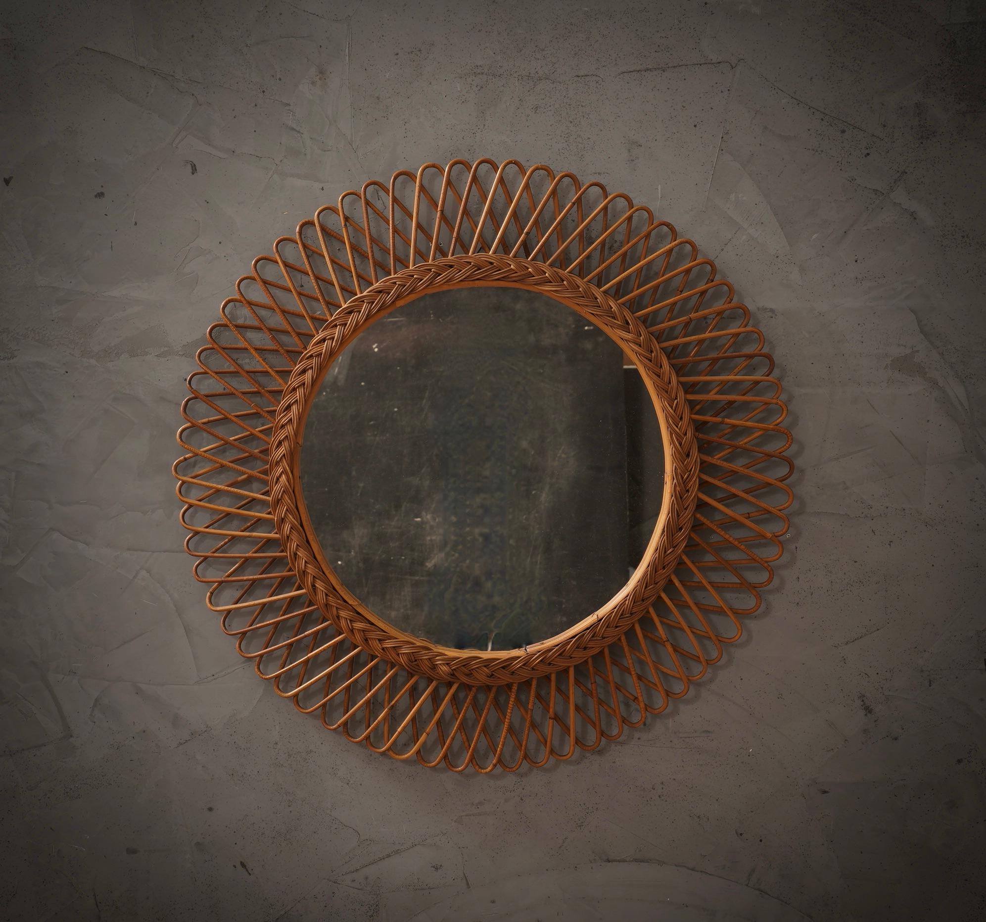 Miroir mural en rotin et osier, 1960 en vente 1