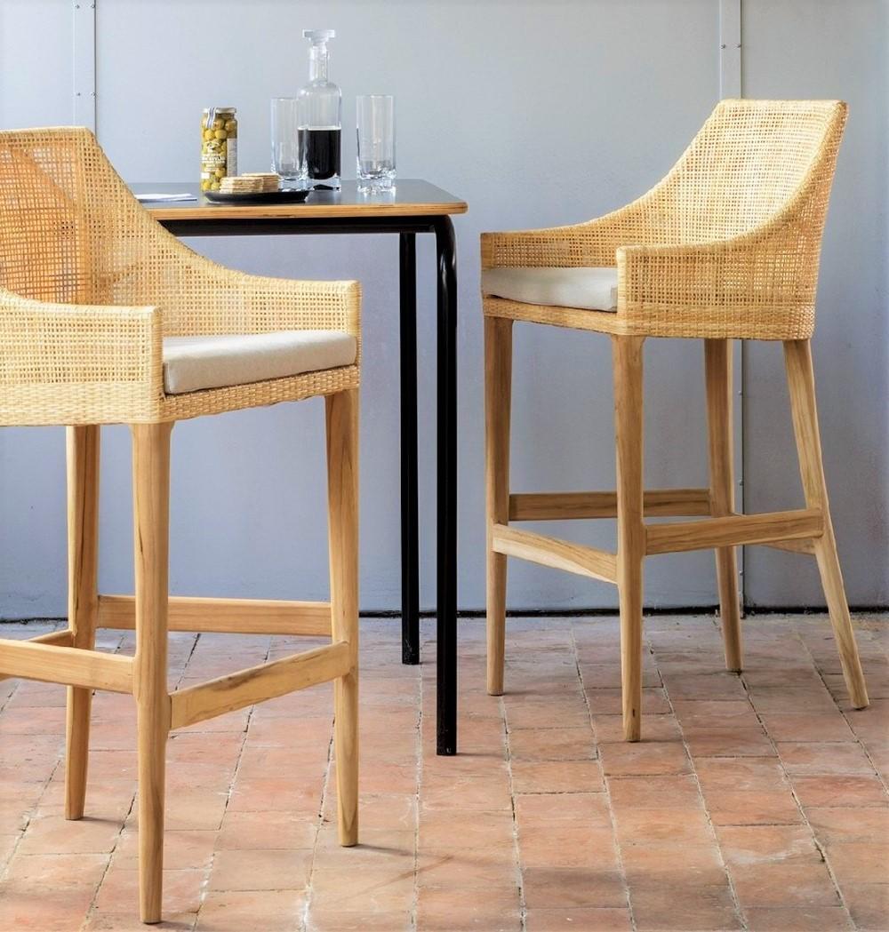 French Rattan and Wooden Set of Six High Bar Stools
