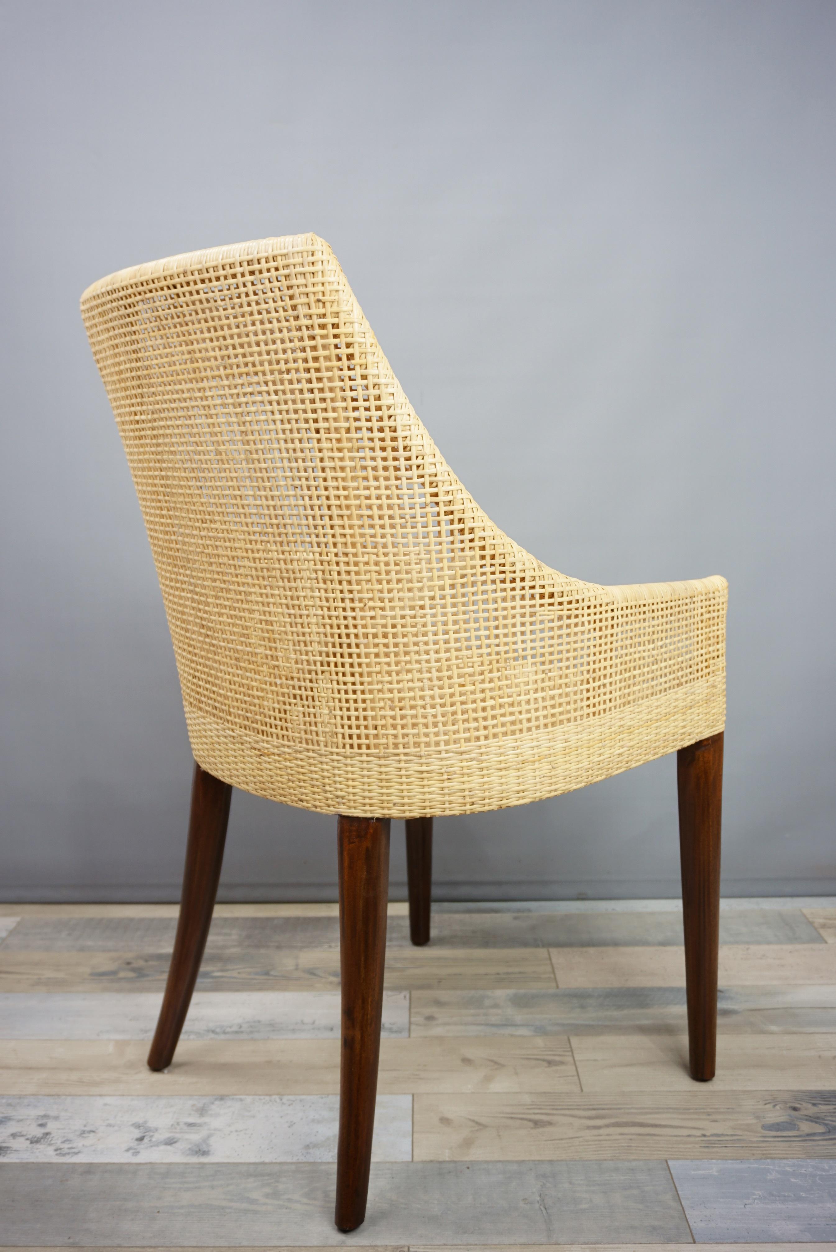 Set aus sechs Esszimmerstühlen aus Rattan und Holz, französisches Design im Angebot 5
