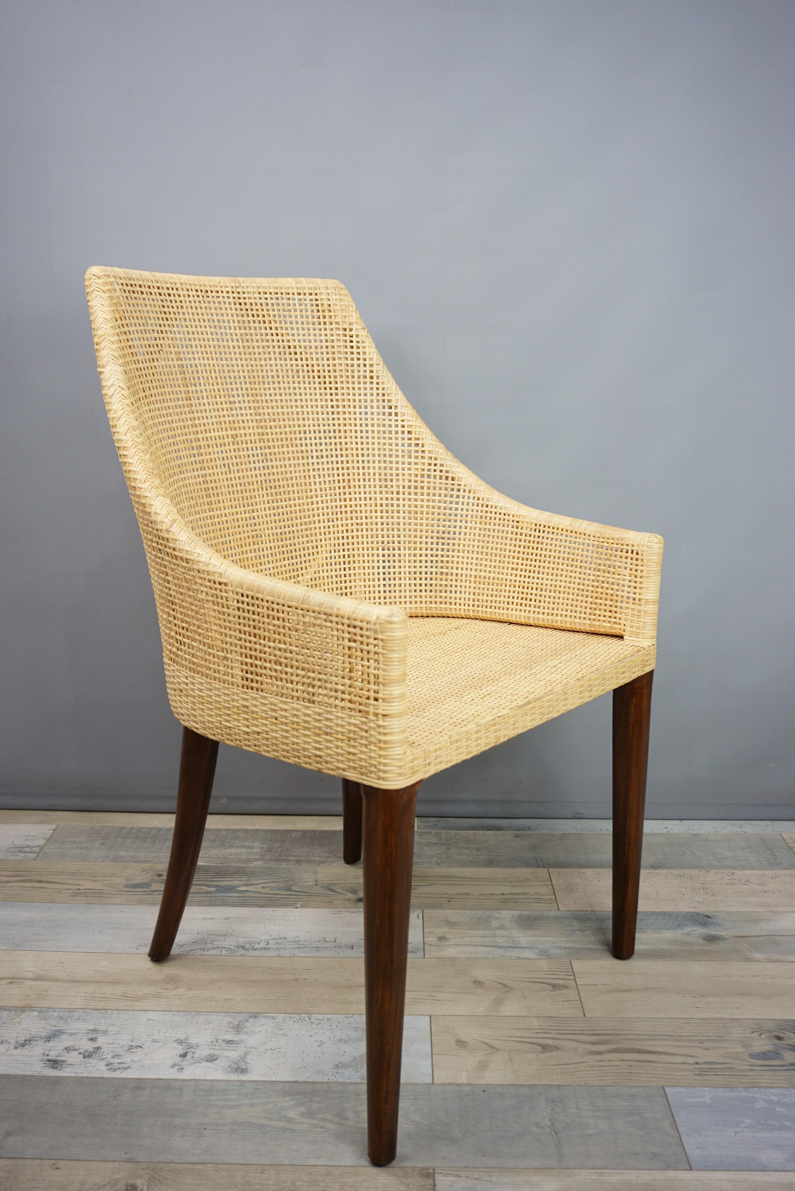 Set aus sechs Esszimmerstühlen aus Rattan und Holz, französisches Design im Angebot 7