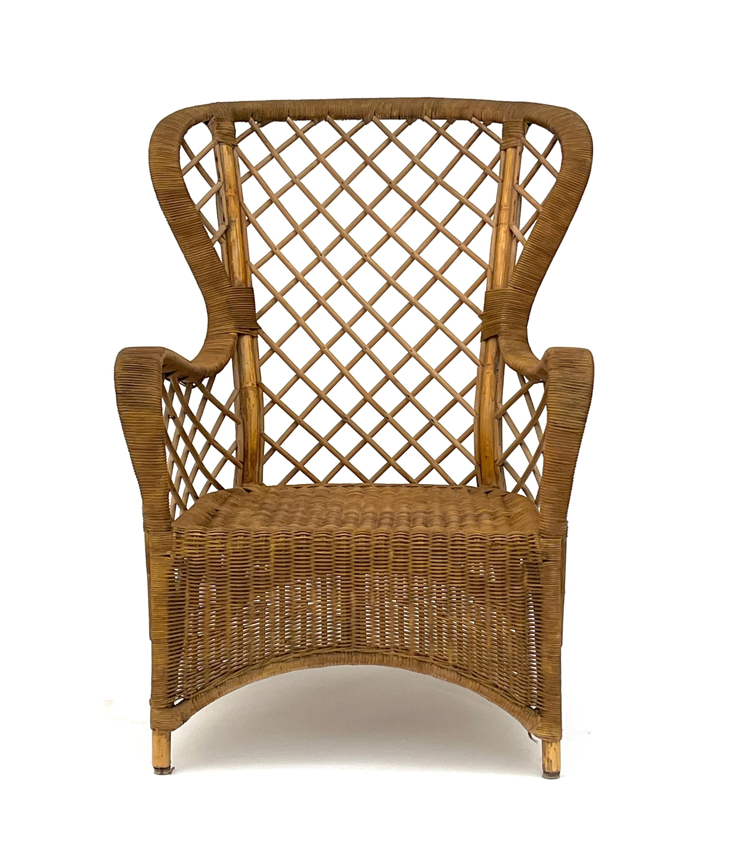 Mid-20th Century Rattan Lounge Chair (Footrest) Attributed to Louis Sognot, Chevallier, 1952 For Sale
