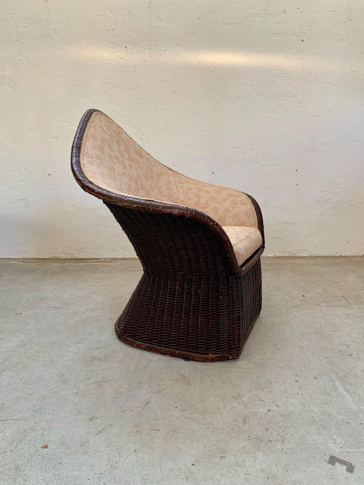 Italian Fauteuil en rotin avec rembourrage en tissu, Italie, années 1960 en vente