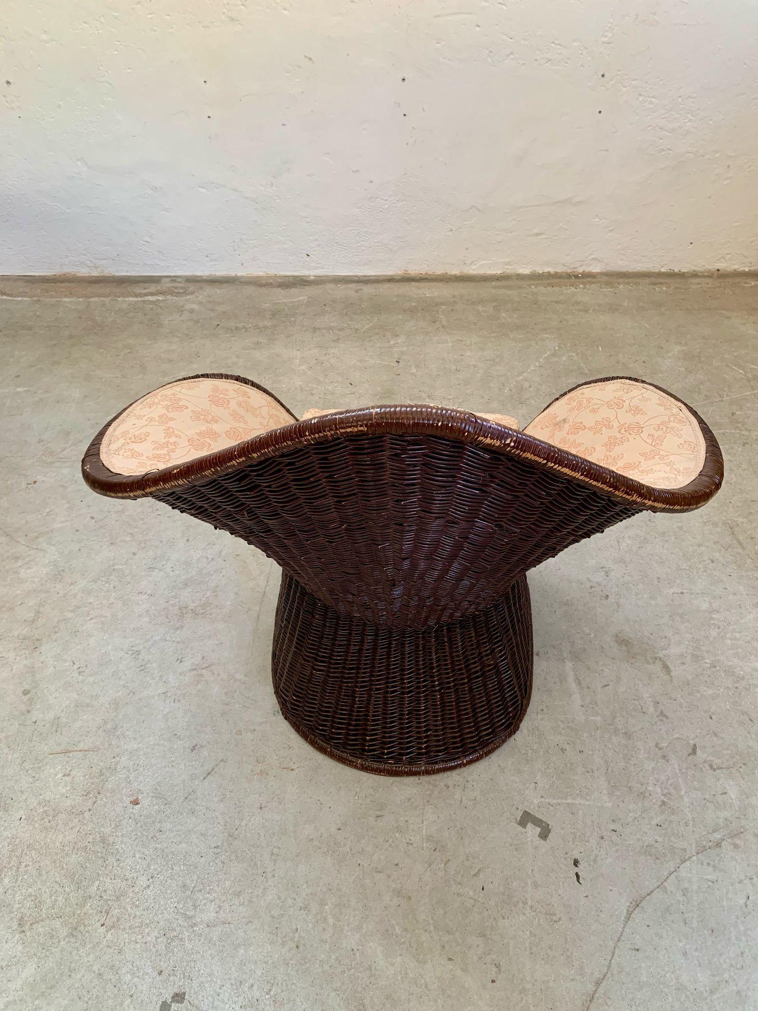 Fauteuil en rotin avec rembourrage en tissu, Italie, années 1960 en vente 2