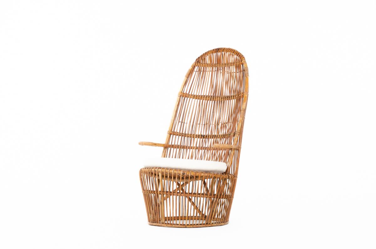 Sehr großer Sessel aus den 50er Jahren in Frankreich
Rattan-Struktur
Kissen aus Schaumstoff, bezogen mit beigem Frotteestoff
Luftiges Design
In der Art des Designers Franco Albini für Bonacina, das Modell Marguerita.
