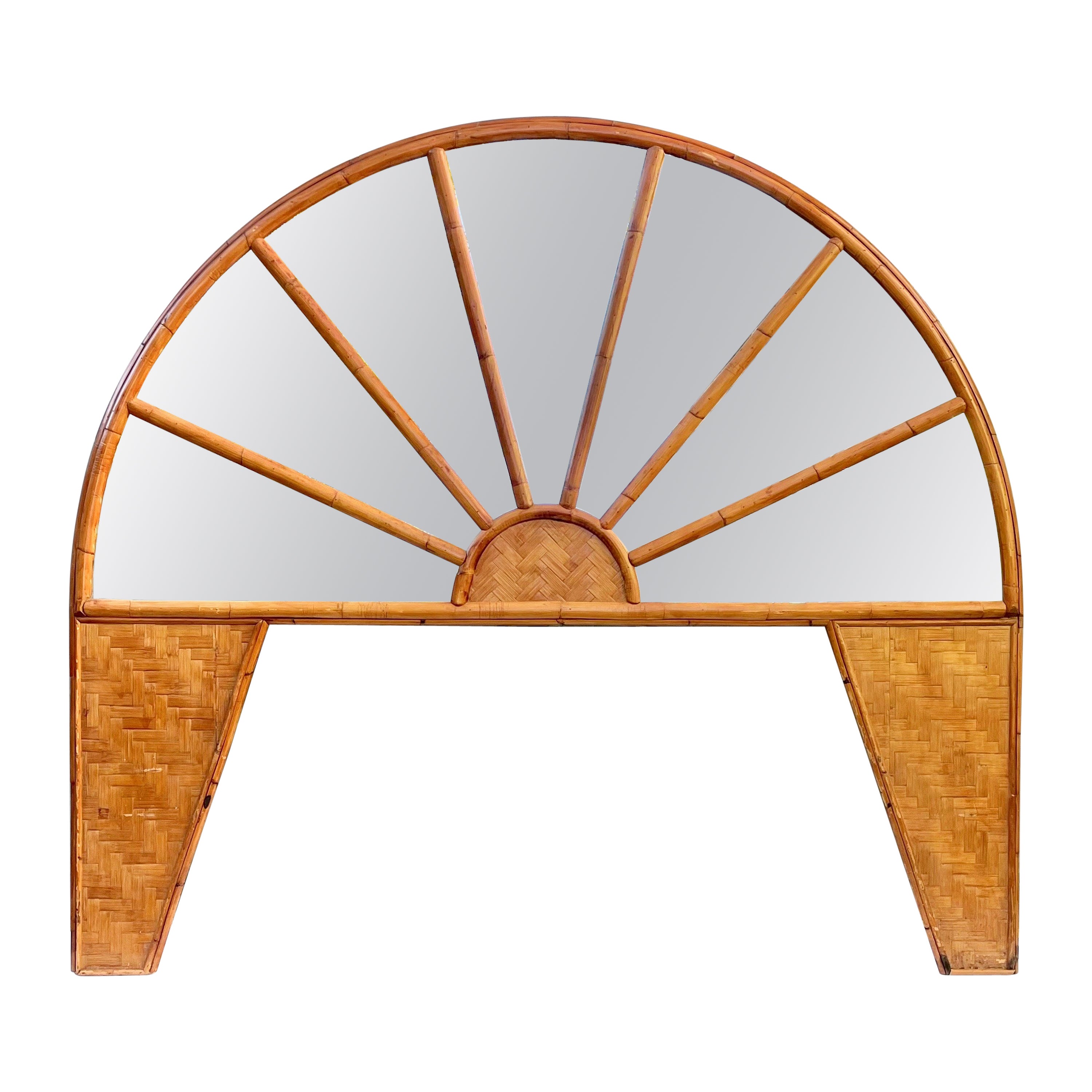 Tête de lit arquée en rotin, bambou et miroir, Italie, années 1960 en vente