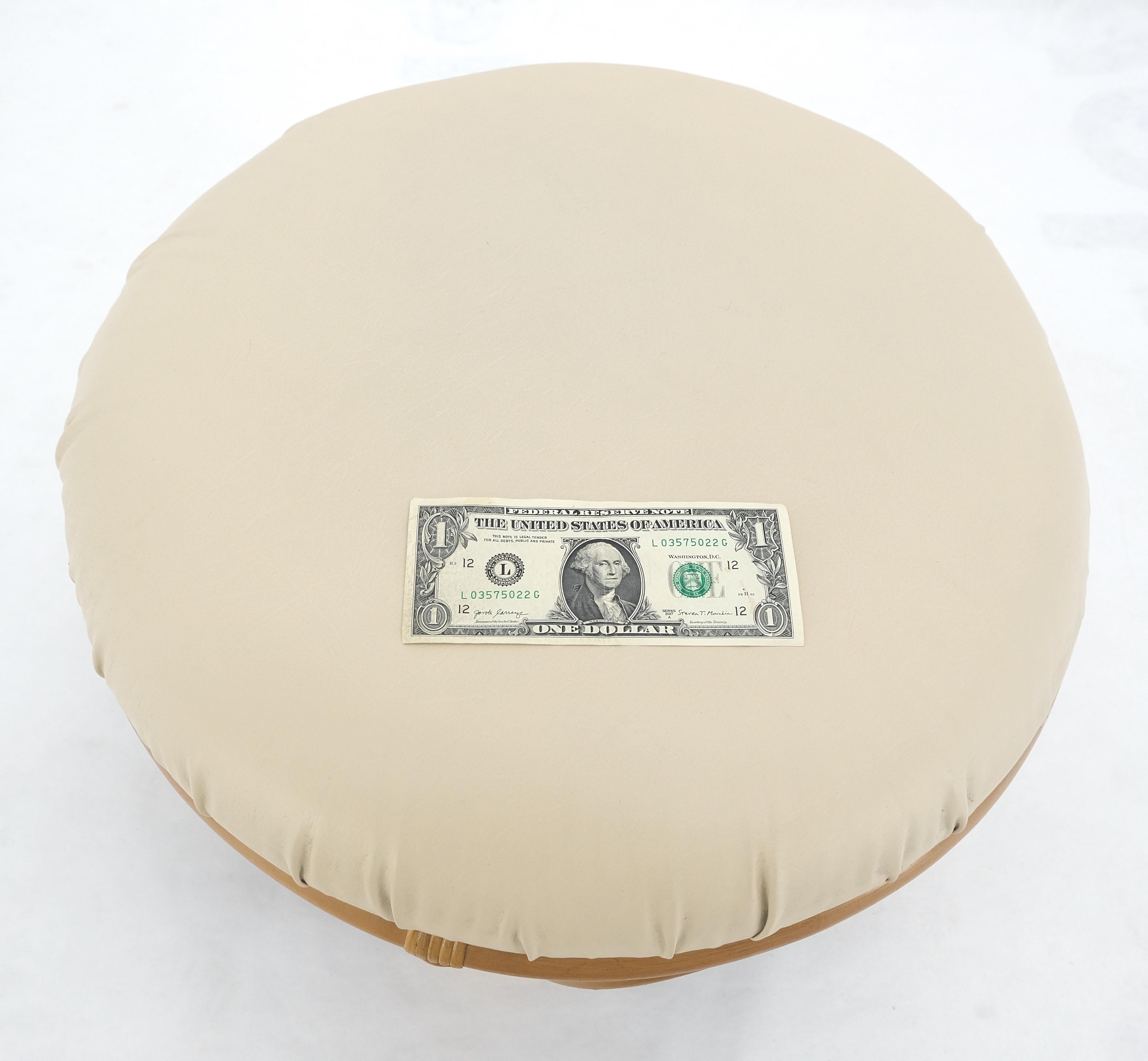 Rattan Panchina Pouf Ottomana in rattan con base in bambù MINT in vendita