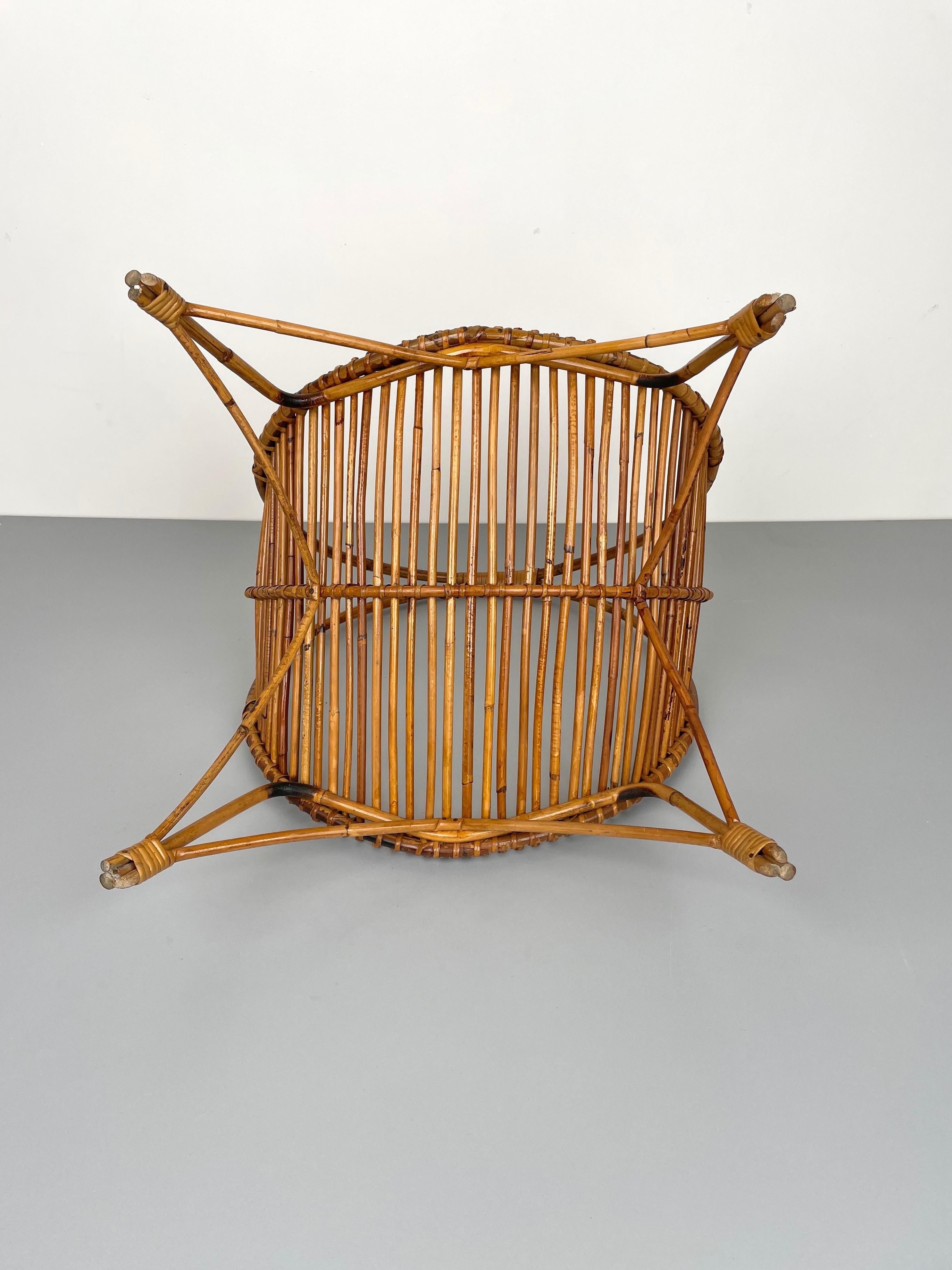 Rattan & Bamboo Curved Magazine Rack, Italy, 1960s For Sale 6