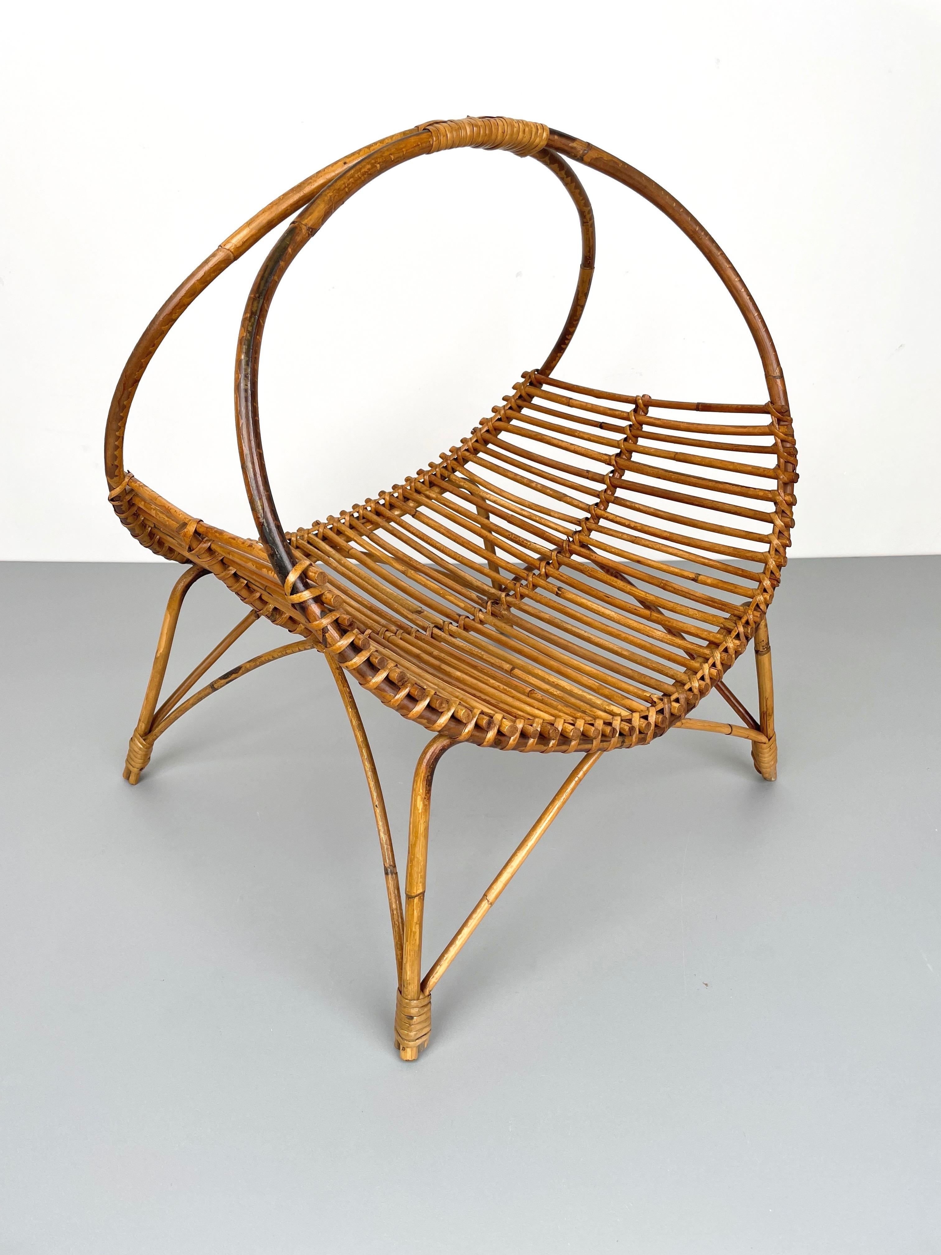Mid-20th Century Rattan & Bamboo Curved Magazine Rack, Italy, 1960s For Sale