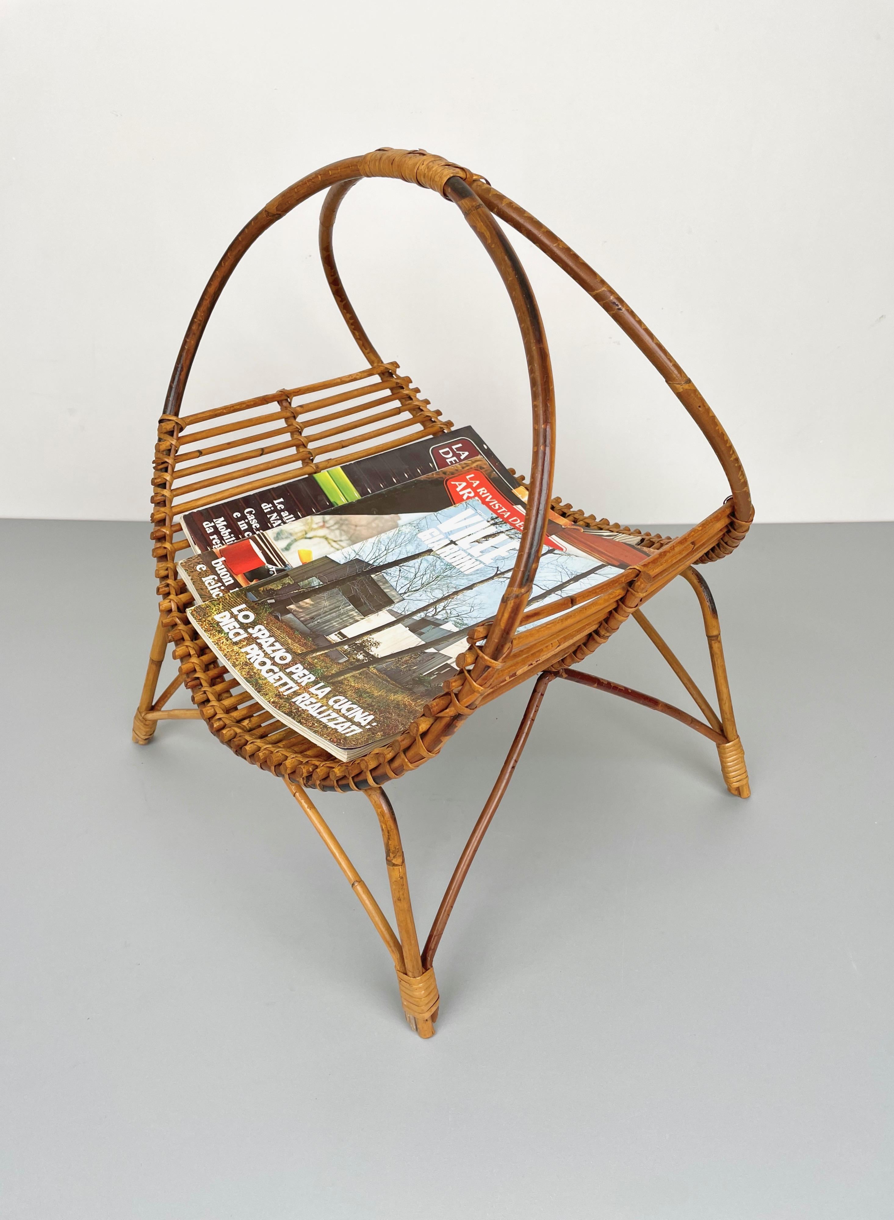 Rattan & Bamboo Curved Magazine Rack, Italy, 1960s For Sale 3