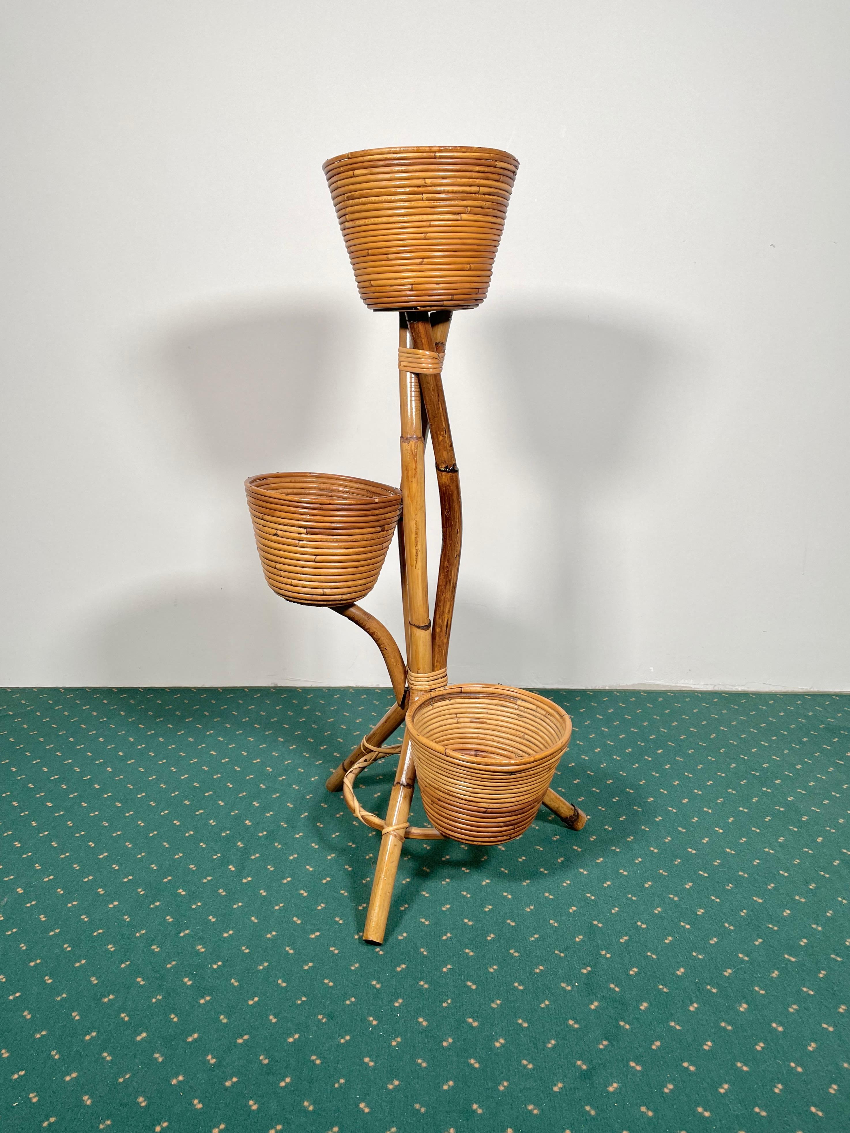 Mid-20th Century Rattan and Bamboo Flower Stand and Vases, Italy, 1960s