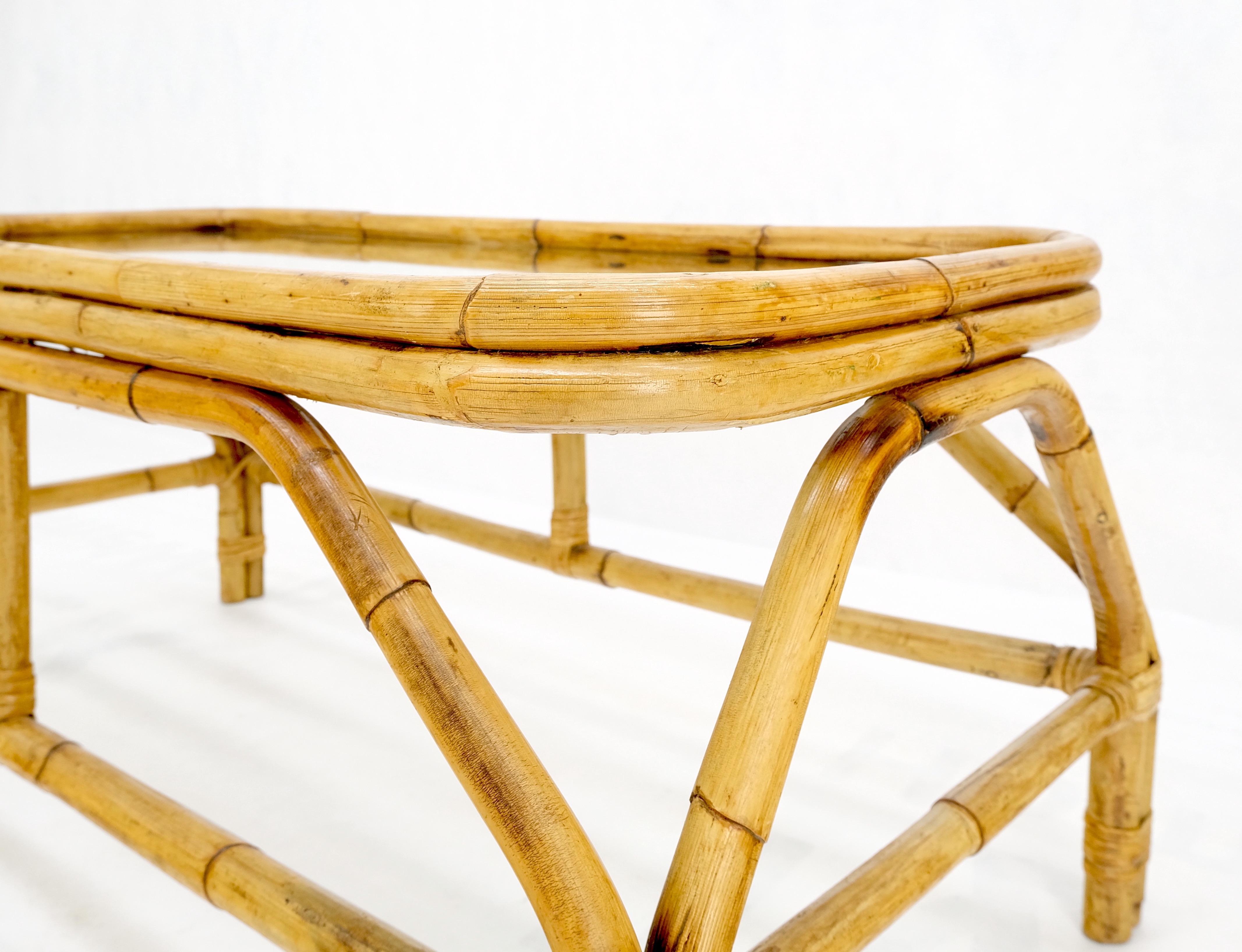 Rattan Bamboo Rectangle Glass Top Mid-Century Modern Coffee Table Mnt! In Good Condition For Sale In Rockaway, NJ