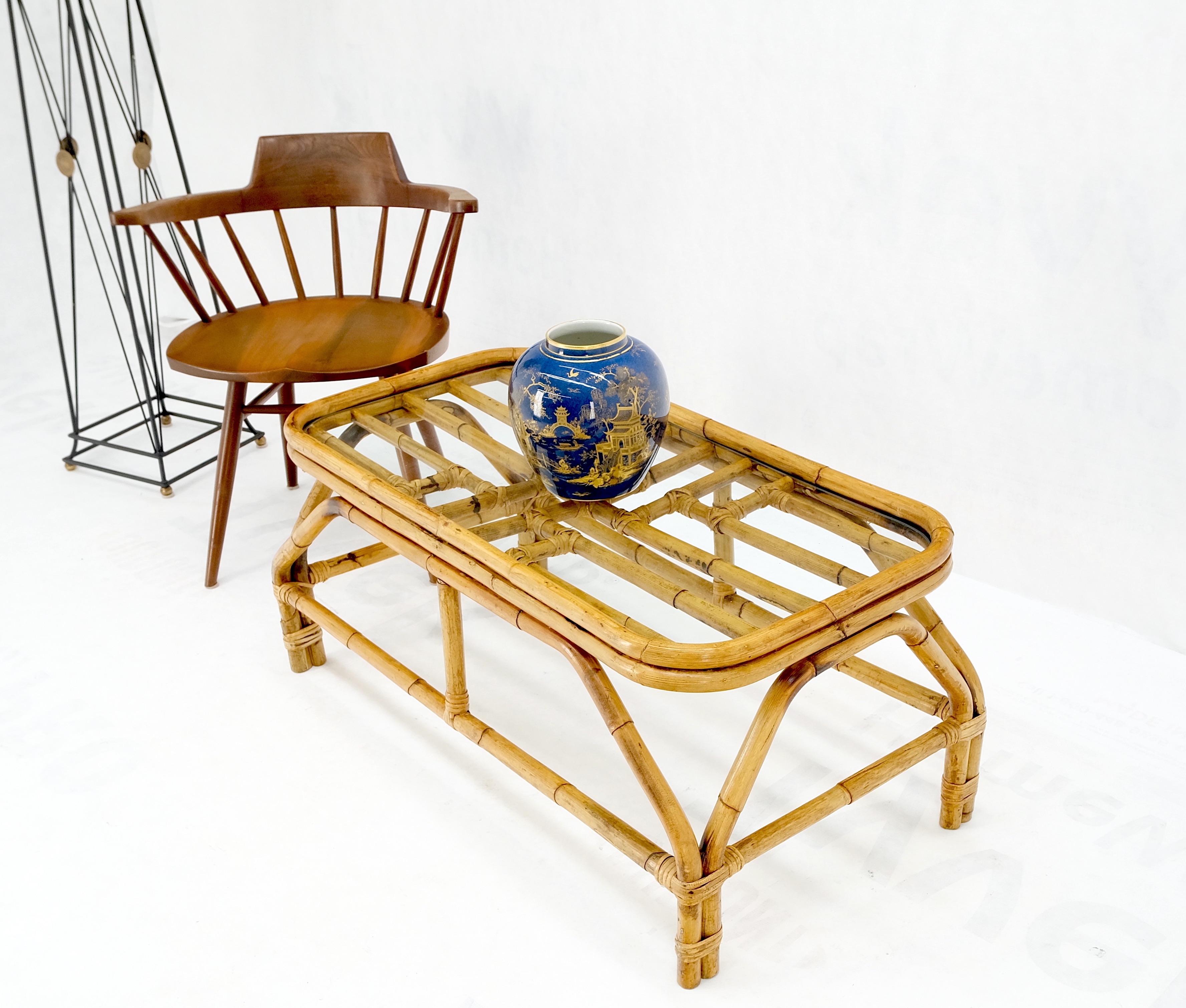 Rattan Bamboo Rectangle Glass Top Mid-Century Modern Coffee Table Mnt! For Sale 3