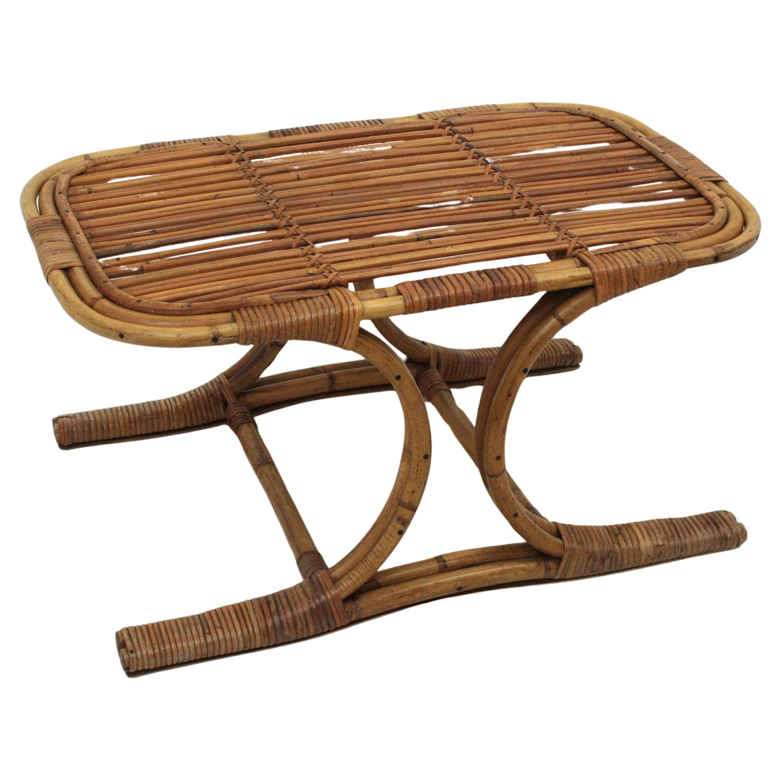 Mid-Century Modern Rattan Bamboo Rectangular Coffee Table in the Style of Franco Albini For Sale