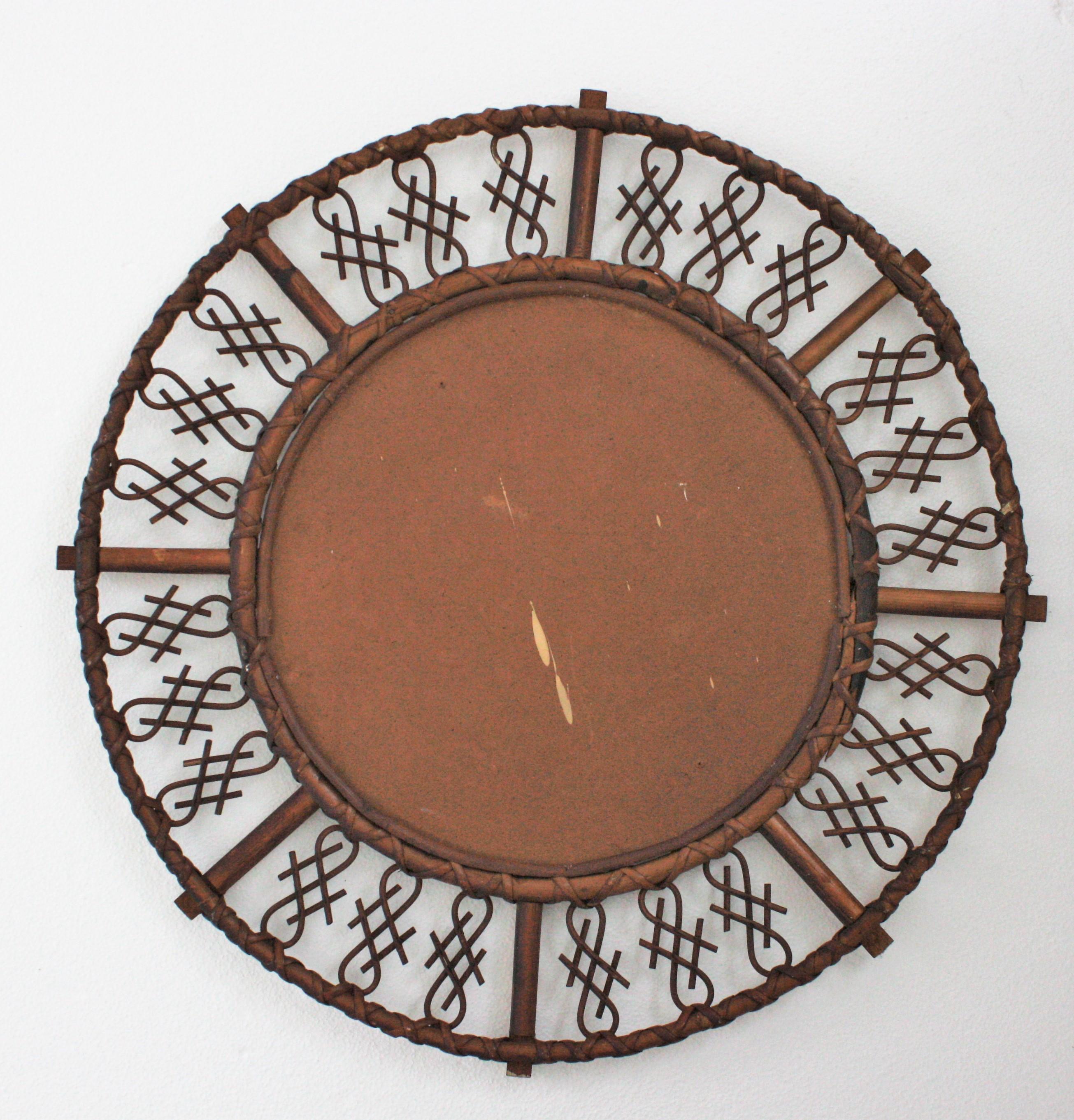 Rattan Bamboo Round Mirror with Chinoiserie Accents, 1960s For Sale 5