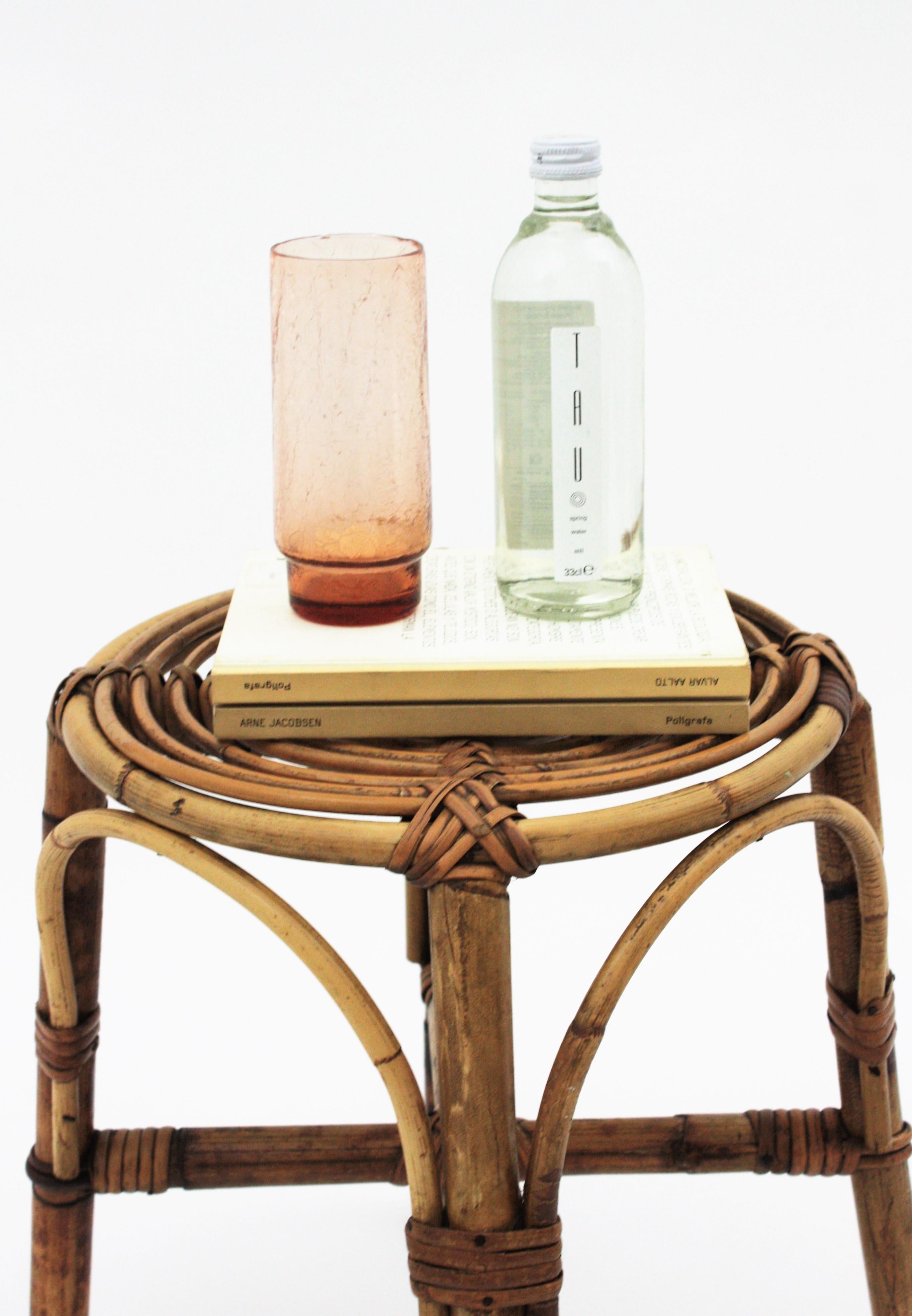 Tabouret en bambou et rotin  Table ou table d'appoint dans le style de Franco Albini en vente 8