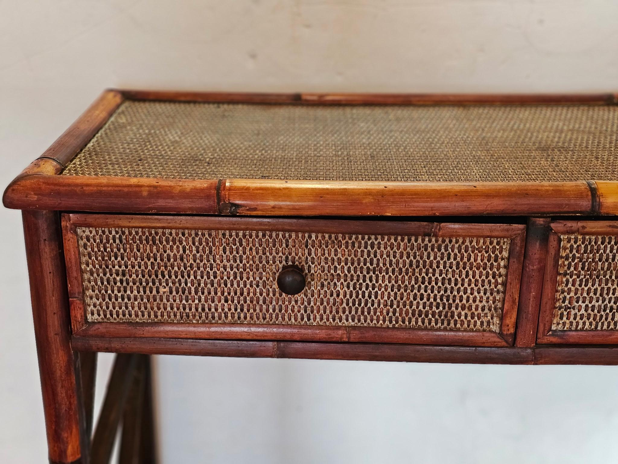 Rattan & Bamboo Vintage Nantucket Console Table with Two Drawers In Good Condition For Sale In Hopewell, NJ