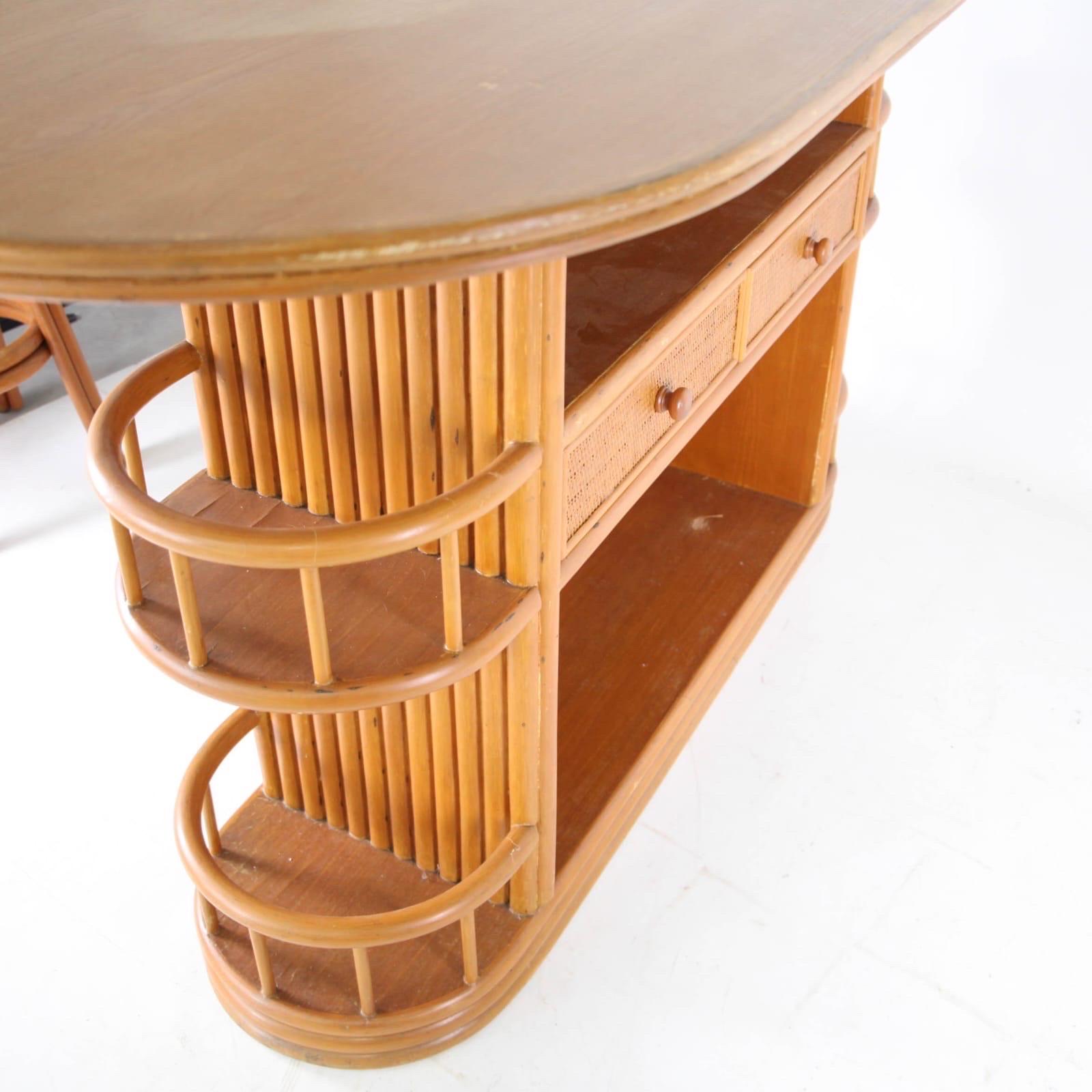 Rattan bar and 3 stools For Sale 1