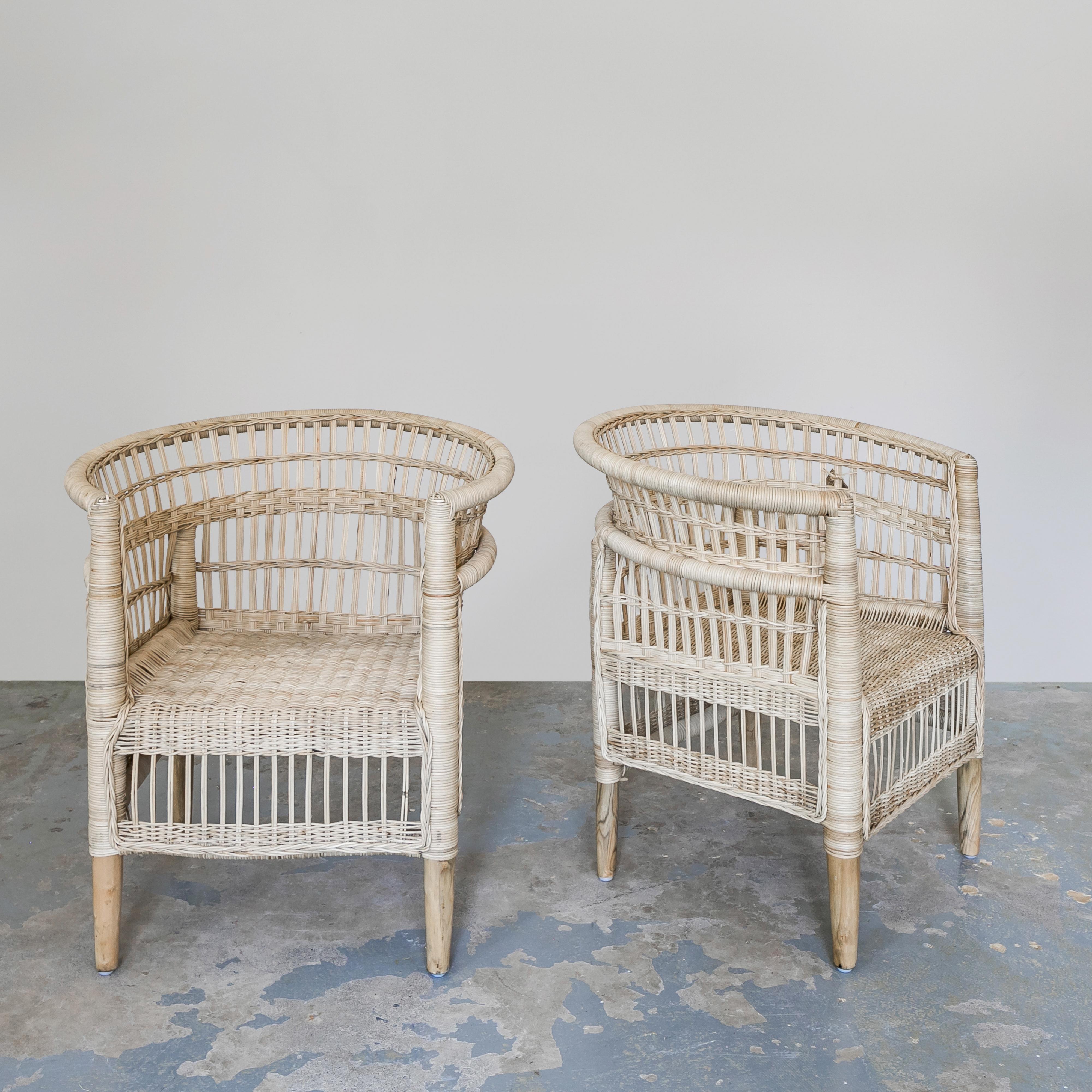 Moderne Chaises barils rotin en vente