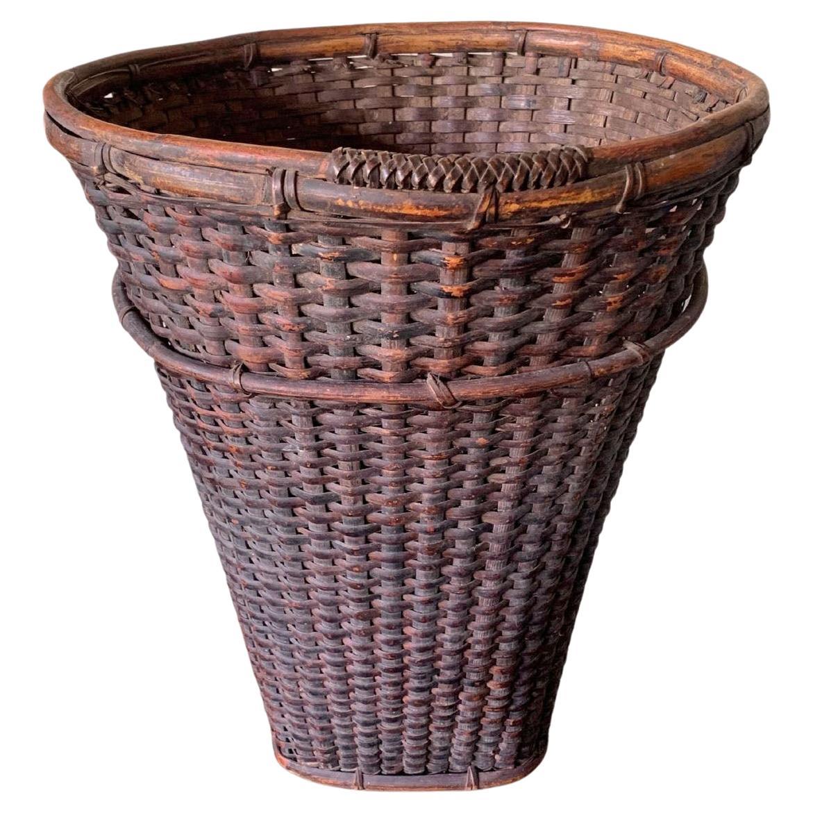 Rattan Basket Dayak Tribe Hand-Woven from Kalimantan, Borneo, Mid 20th Century For Sale