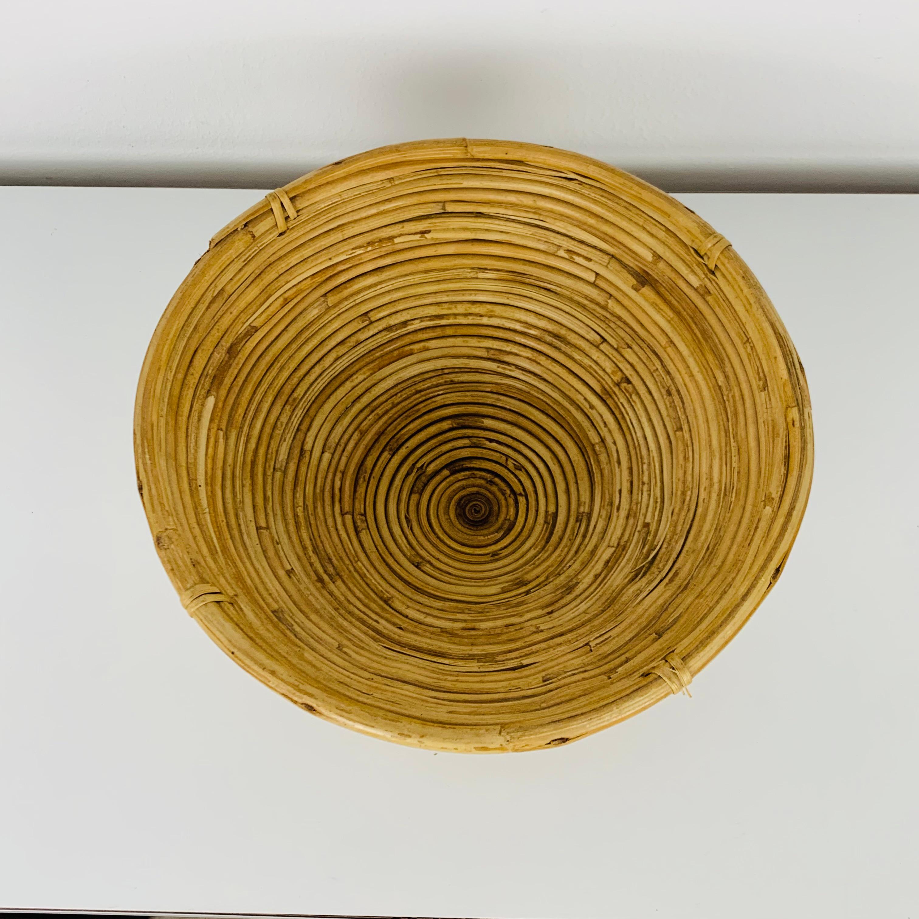 Metà XX secolo Rattan basket, Italy, 1960's in vendita