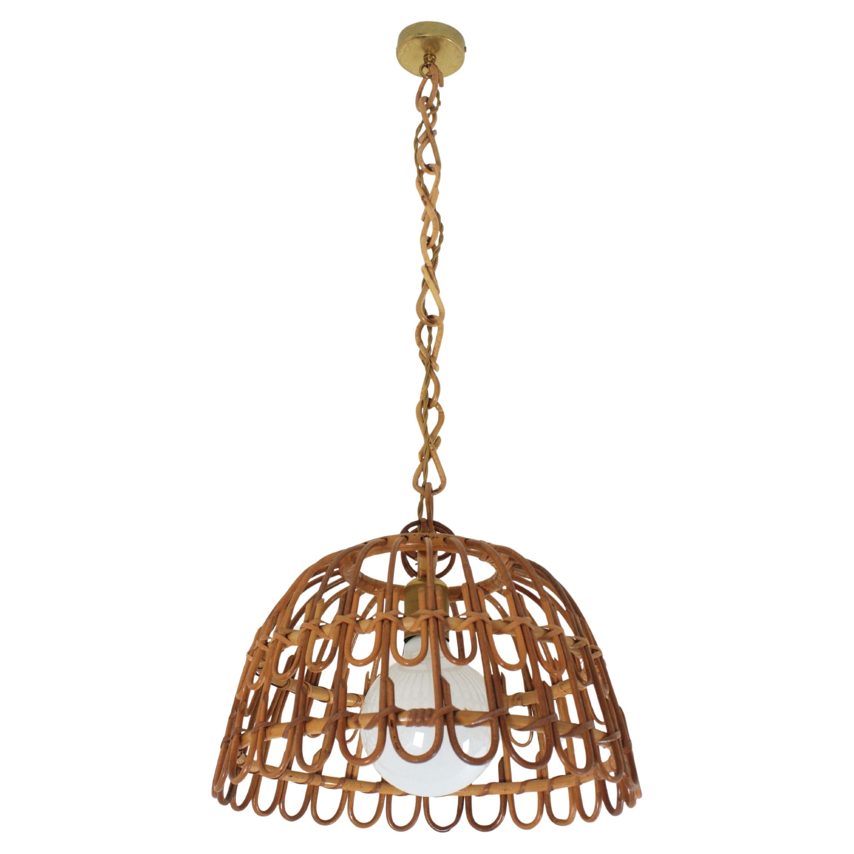 Mid-Century moderno Lampada a sospensione a forma di campana in rattan, Spagna, anni '60 in vendita