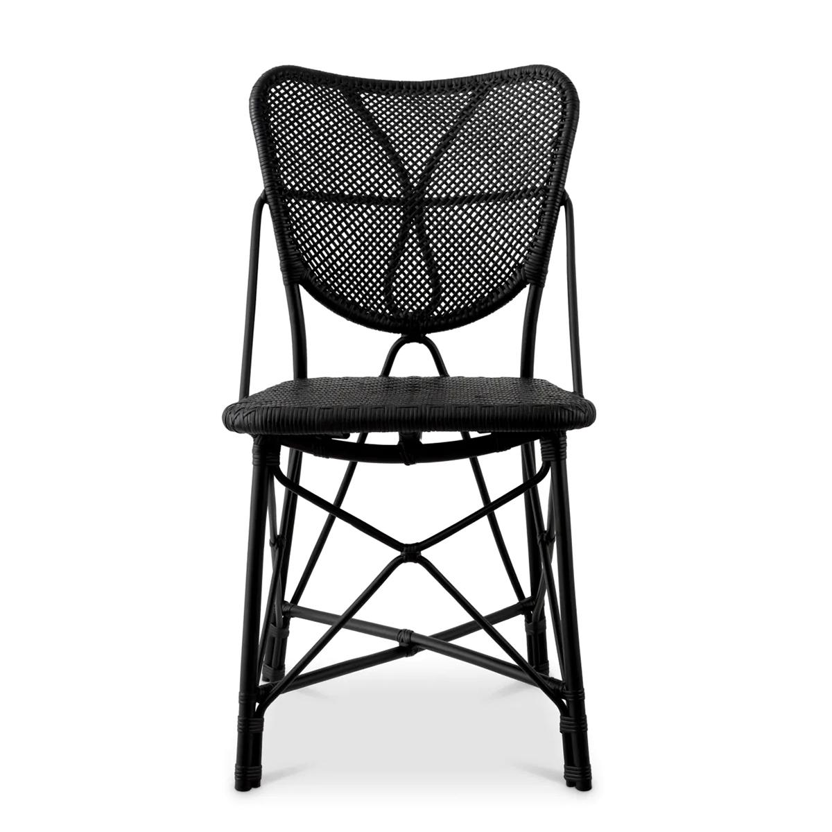 Sedia Rattan Black all in natural 
rattan con finitura nera opaca.