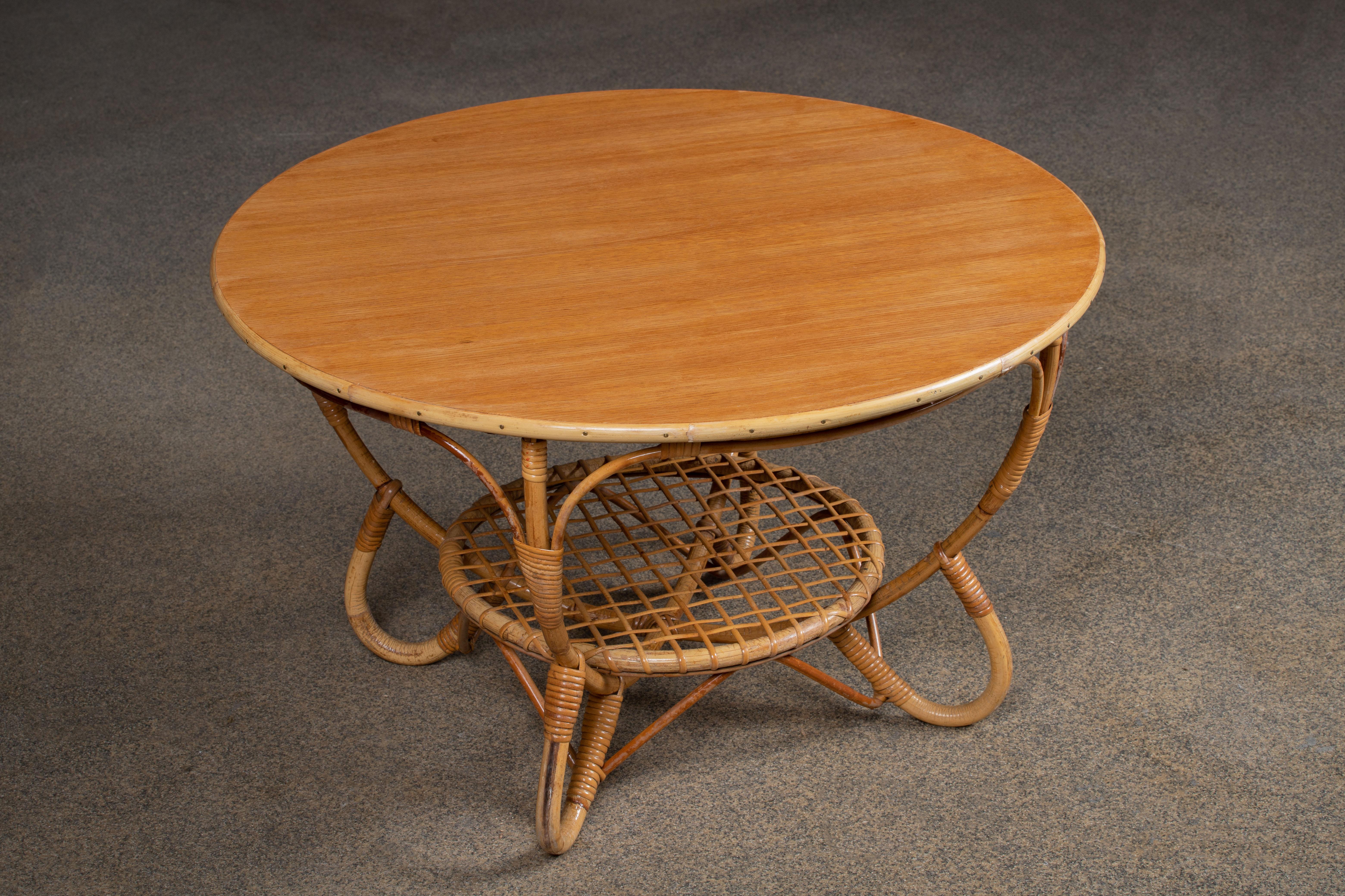 Rattan Bohemian French Riviera Gueridon or Side Table, 1960, Italy In Good Condition For Sale In Wiesbaden, DE